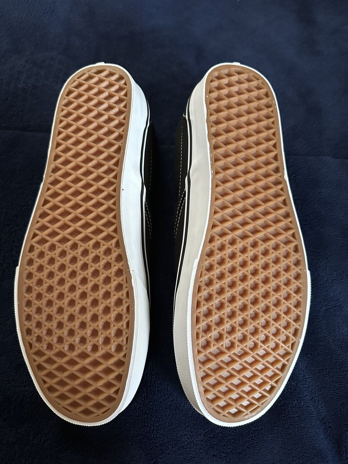 Vans Classic Slip On Black Size US 10.5 / EU 43-44 - 4 Thumbnail