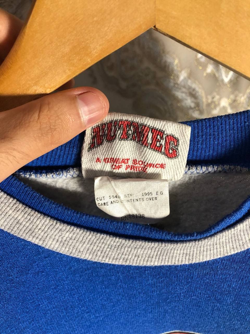 NBA × Vintage VERY RARE NUTMEG DETROIT PISTONS SWEATSHIRT RETRO BLOKECORE Size US XL / EU 56 / 4 - 4 Thumbnail