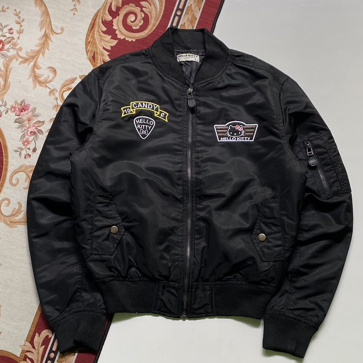 Anime × Cartoon Network × Japanese Brand RARE ❤️‍🔥VTG SANRIO HELLO KITTY BOMBER JACKET Size US M / EU 48-50 / 2 - 3 Thumbnail