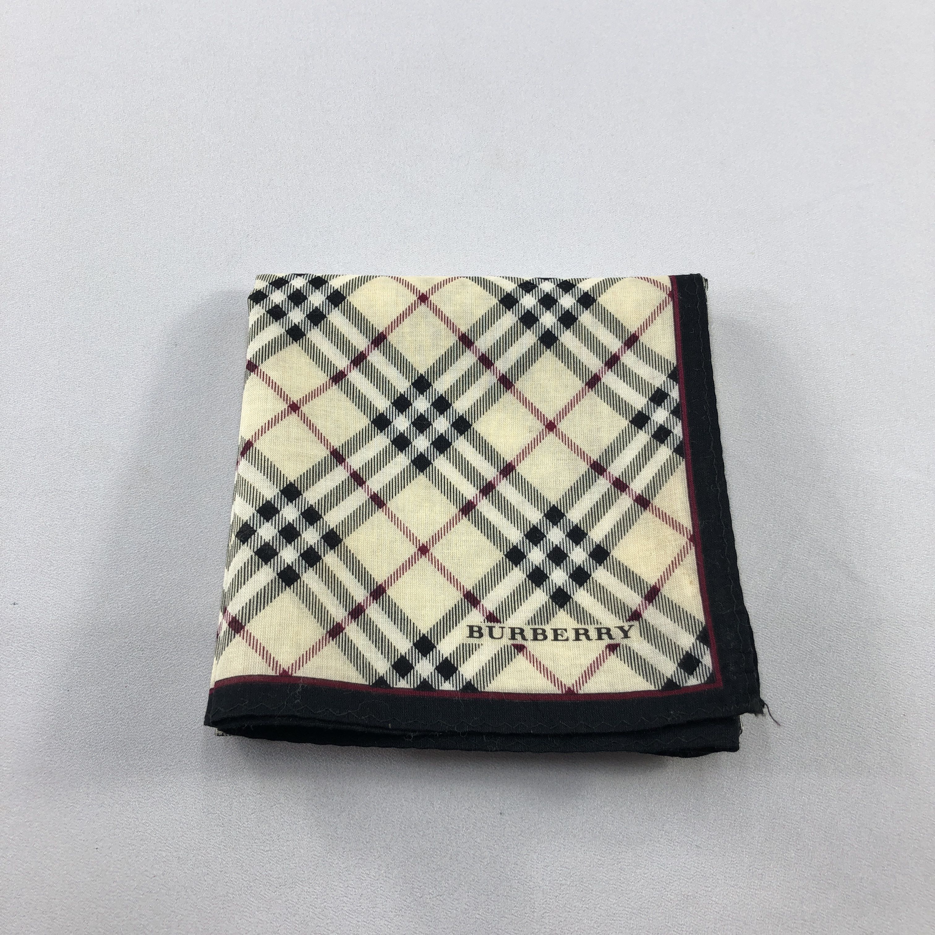 Burberry Burberry Nova Check Handkerchief Neckerchief Bandana H2997 Size ONE SIZE - 9 Thumbnail