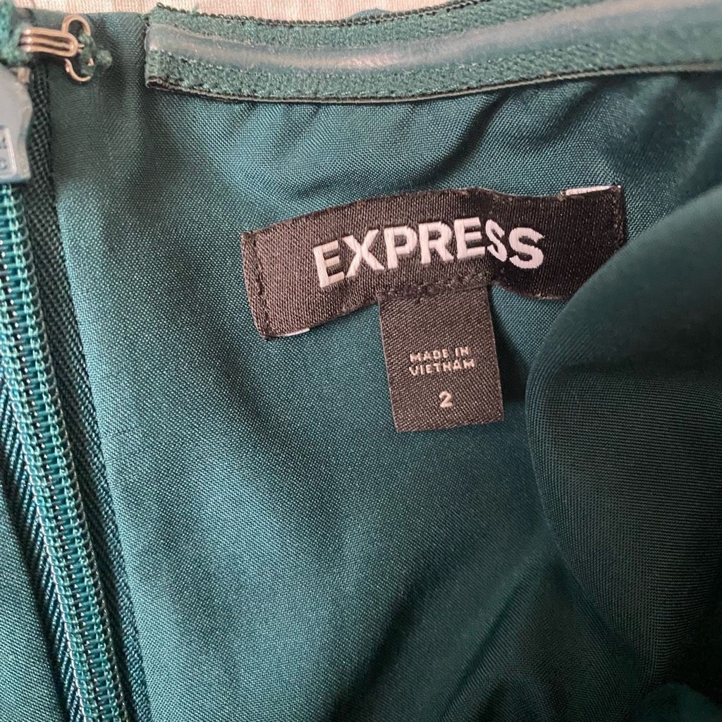 Express Express women 2 strapless jumpsuit w/zip back closure & pock Size 26" / US 2 / IT 38 - 10 Thumbnail