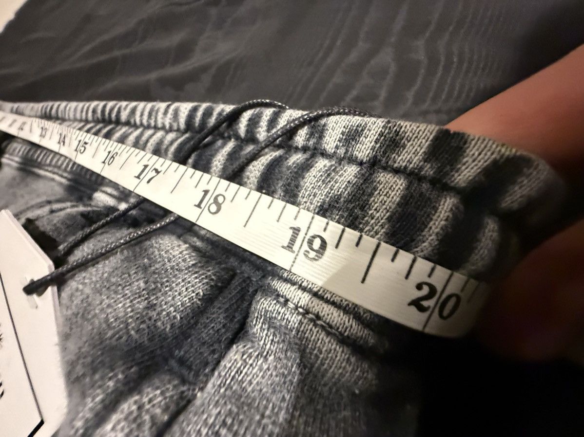 Maison MIHARA YASUHIRO Maison Mihara Yasuhiro distresses sweatpants joggers 50 BNWT Size US 34 / EU 50 - 11 Thumbnail
