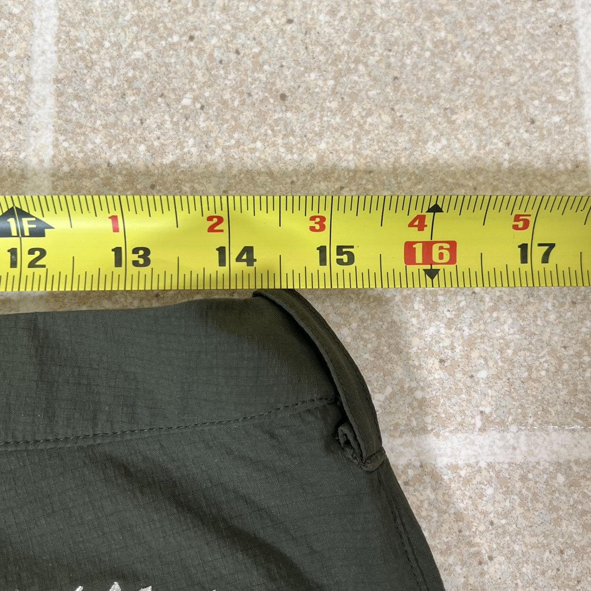 Montbell Montbell Pant M Green Nylon Windbreaker Gorpcore Hiking Size US 29 - 7 Thumbnail
