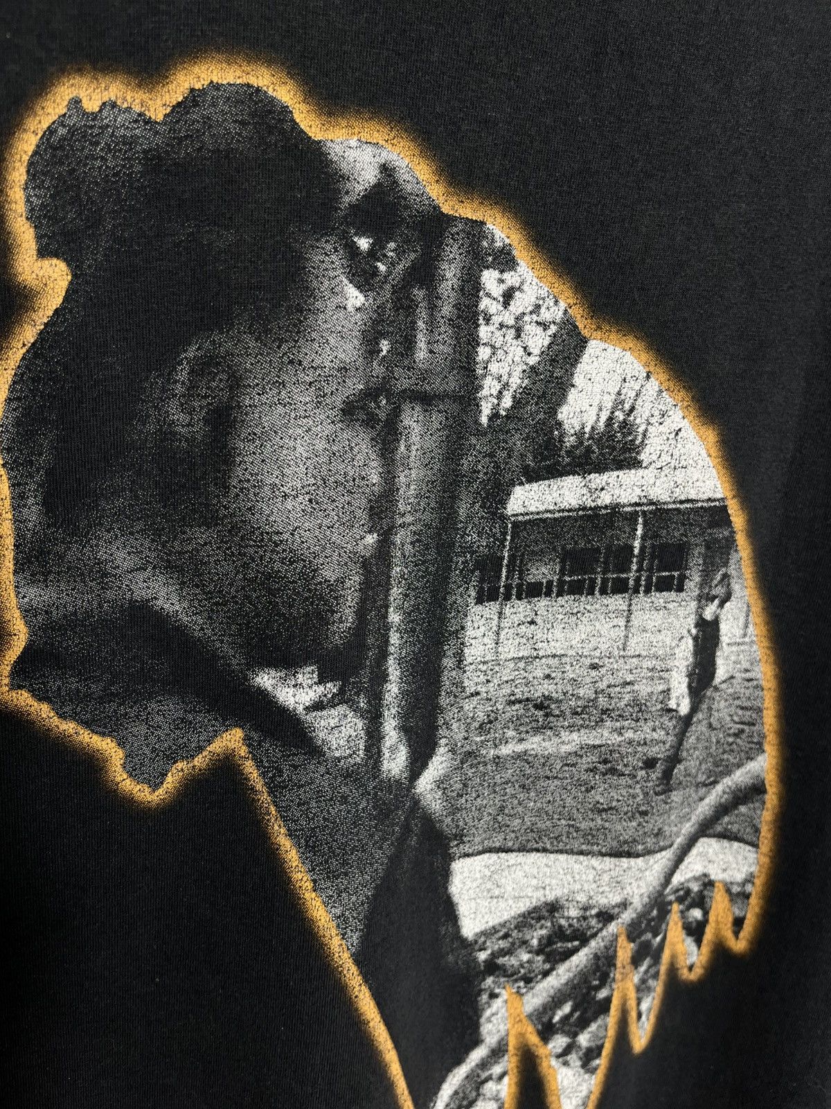 Fruit Of The Loom 2001 Vintage 90's Halloween Michael Myers tee shirt boxy fit Size US M / EU 48-50 / 2 - 10 Thumbnail