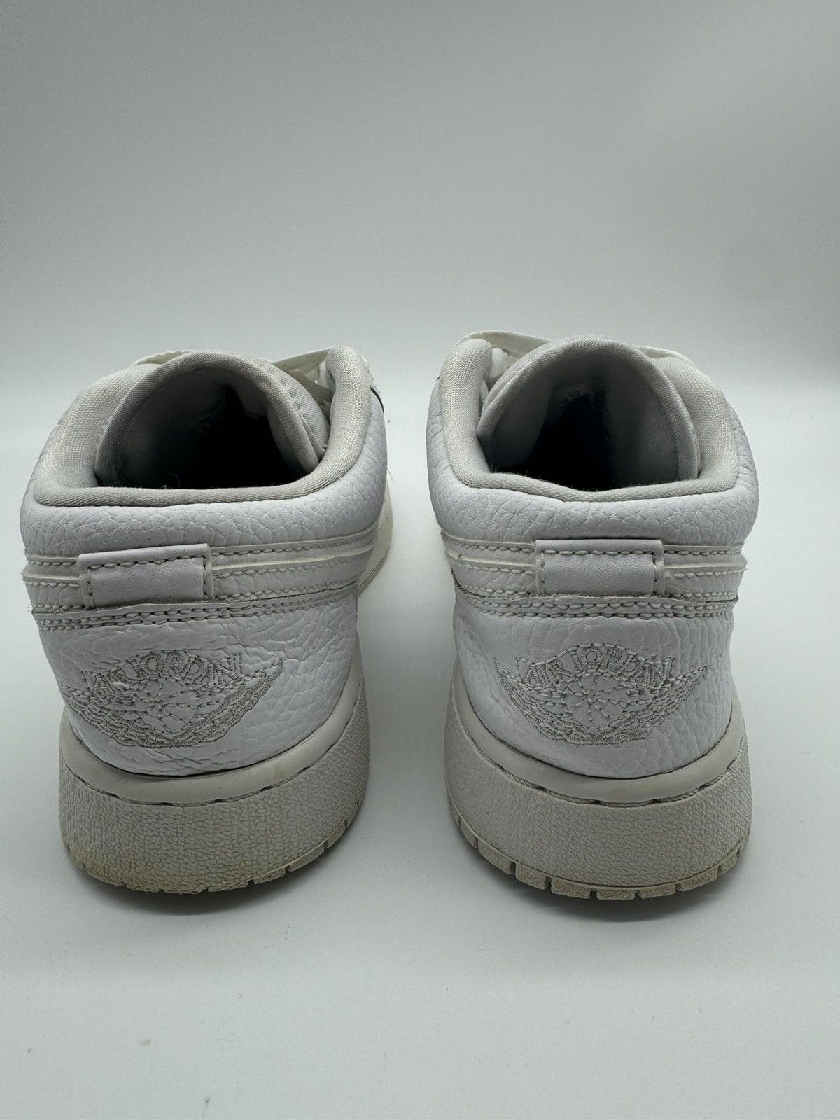 Jordan Brand × Nike Nike Air Jordan Retro 1 Low Triple White Size 6.5Y | 8 Women Size US 6.5 / EU 39-40 - 5 Thumbnail