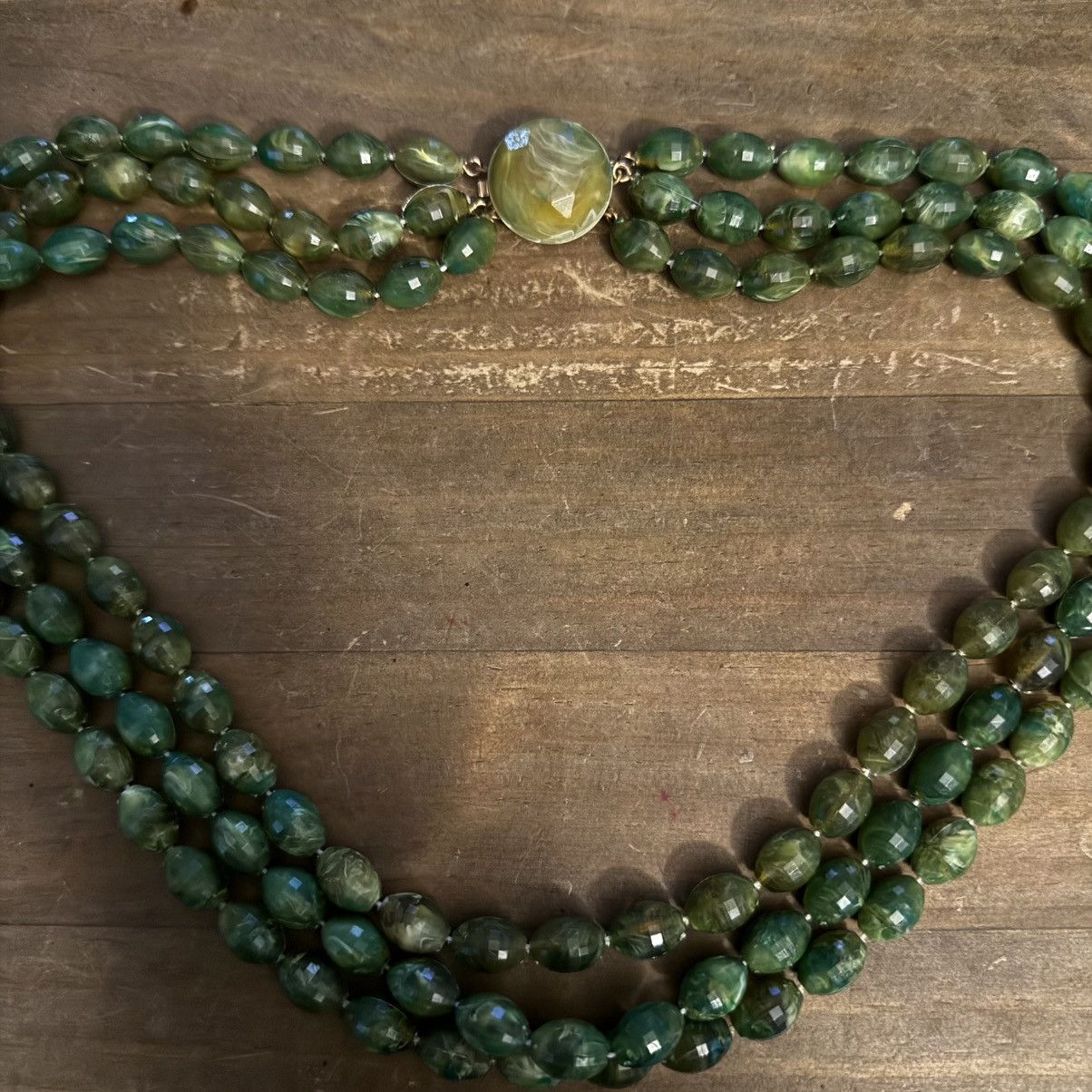 Vintage Vintage green beaded layered necklace Size ONE SIZE - 2 Thumbnail