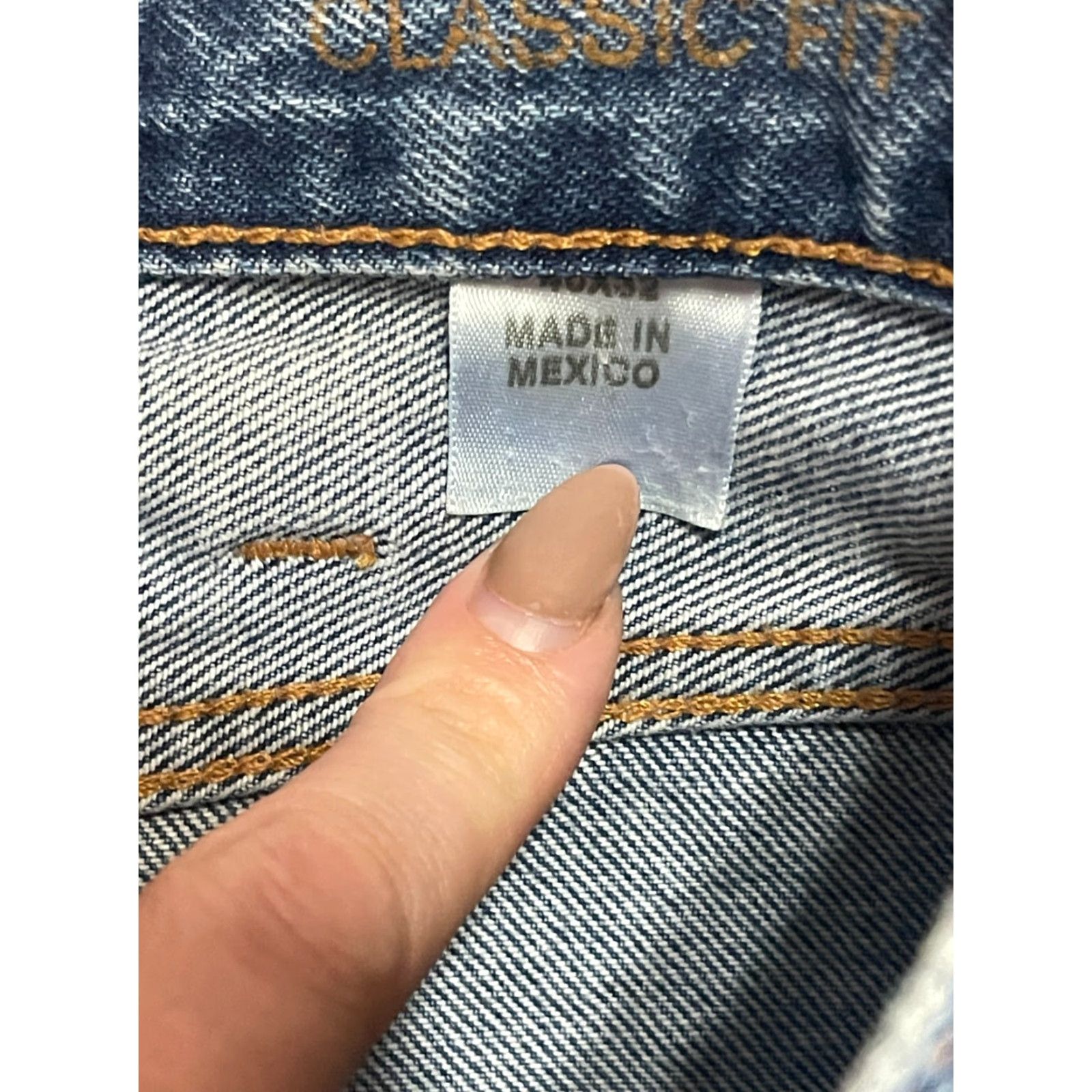Eddie Bauer Eddie Bauer Jeans Men's 40x32 Blue Denim Classic Fit Straight Leg Size US 40 / EU 56 - 7 Thumbnail