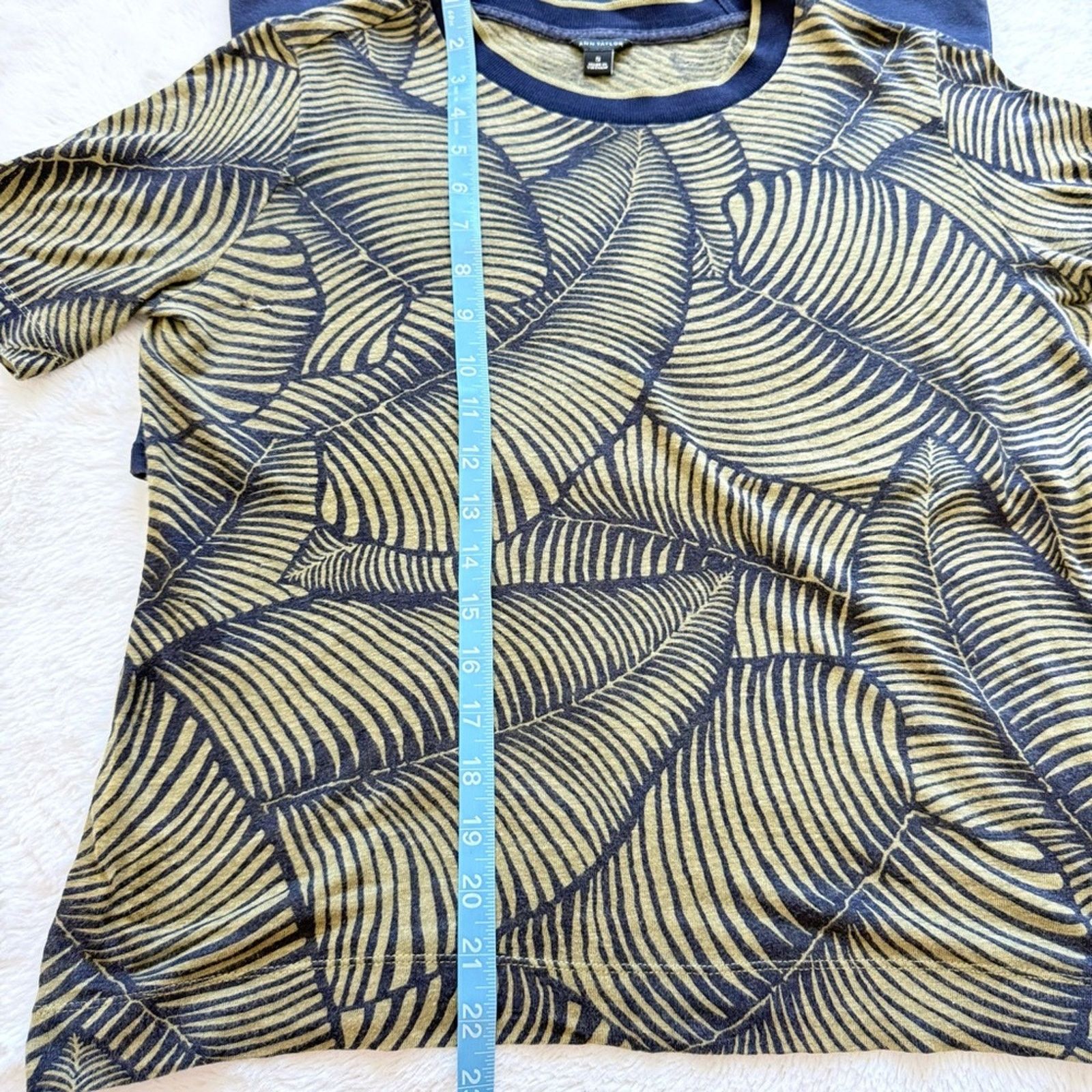 Tommy Hilfiger Bundle of women Tshirts size M 2 pieces Size M / US 6-8 / IT 42-44 - 3 Thumbnail
