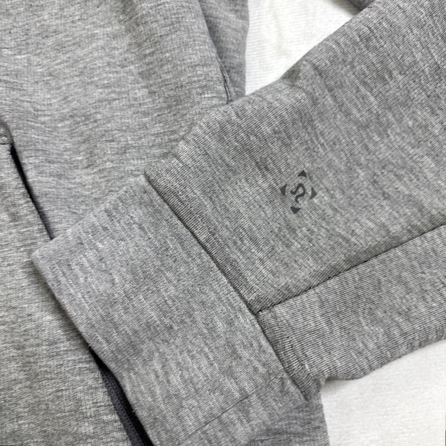 Lululemon Lululemon City Sweat Hooded Zip Hoodie Men L Gray Size US L / EU 52-54 / 3 - 2 Thumbnail
