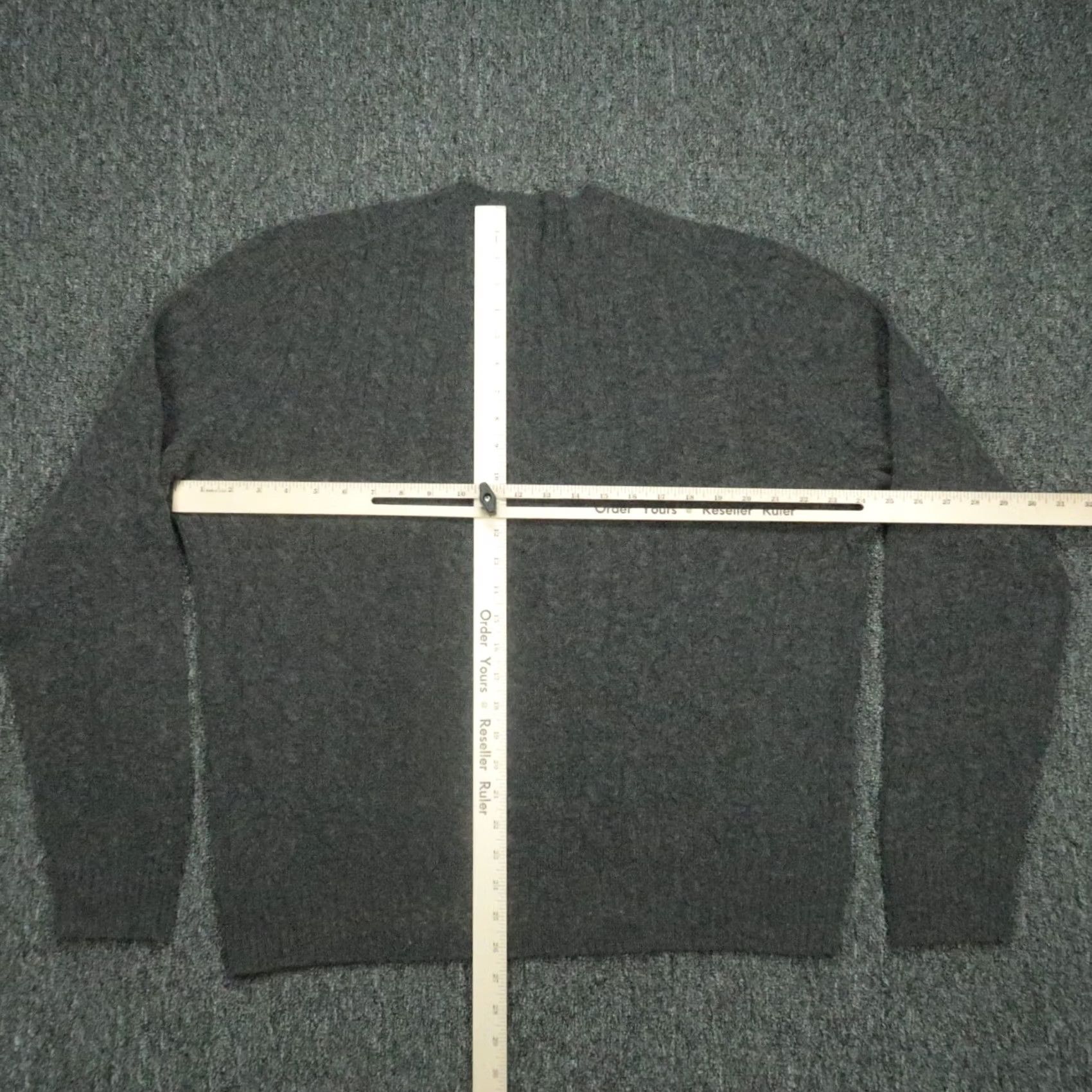 J.Crew J.CREW Sweater Mens XL Gray Wool Rabbit Hear Cashmere Pullover Crew Cable Knit Size US XL / EU 56 / 4 - 4 Thumbnail