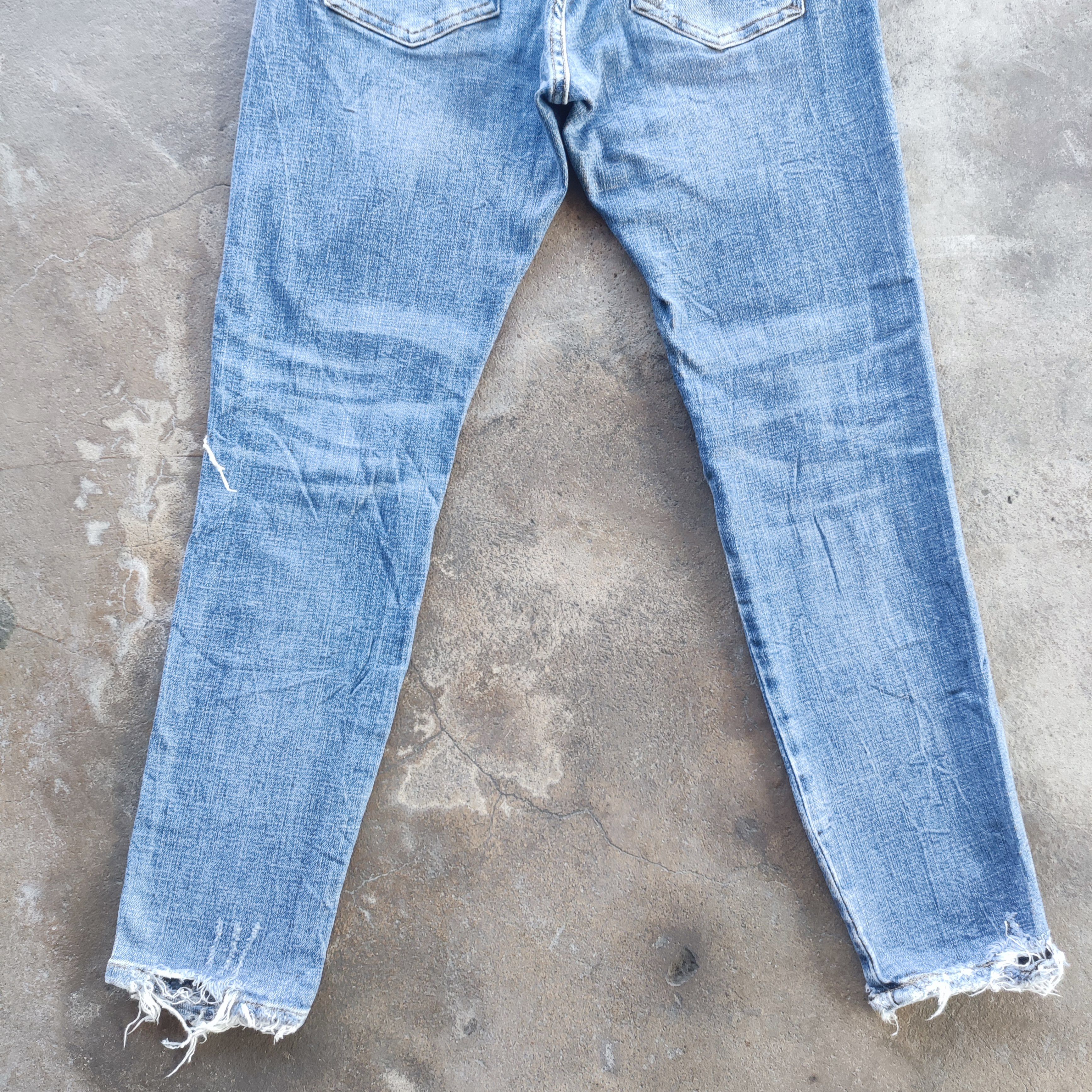 Japanese Brand Vintage Zara Brand Button Jeans Ripped Faded pants Size US 31 - 11 Thumbnail