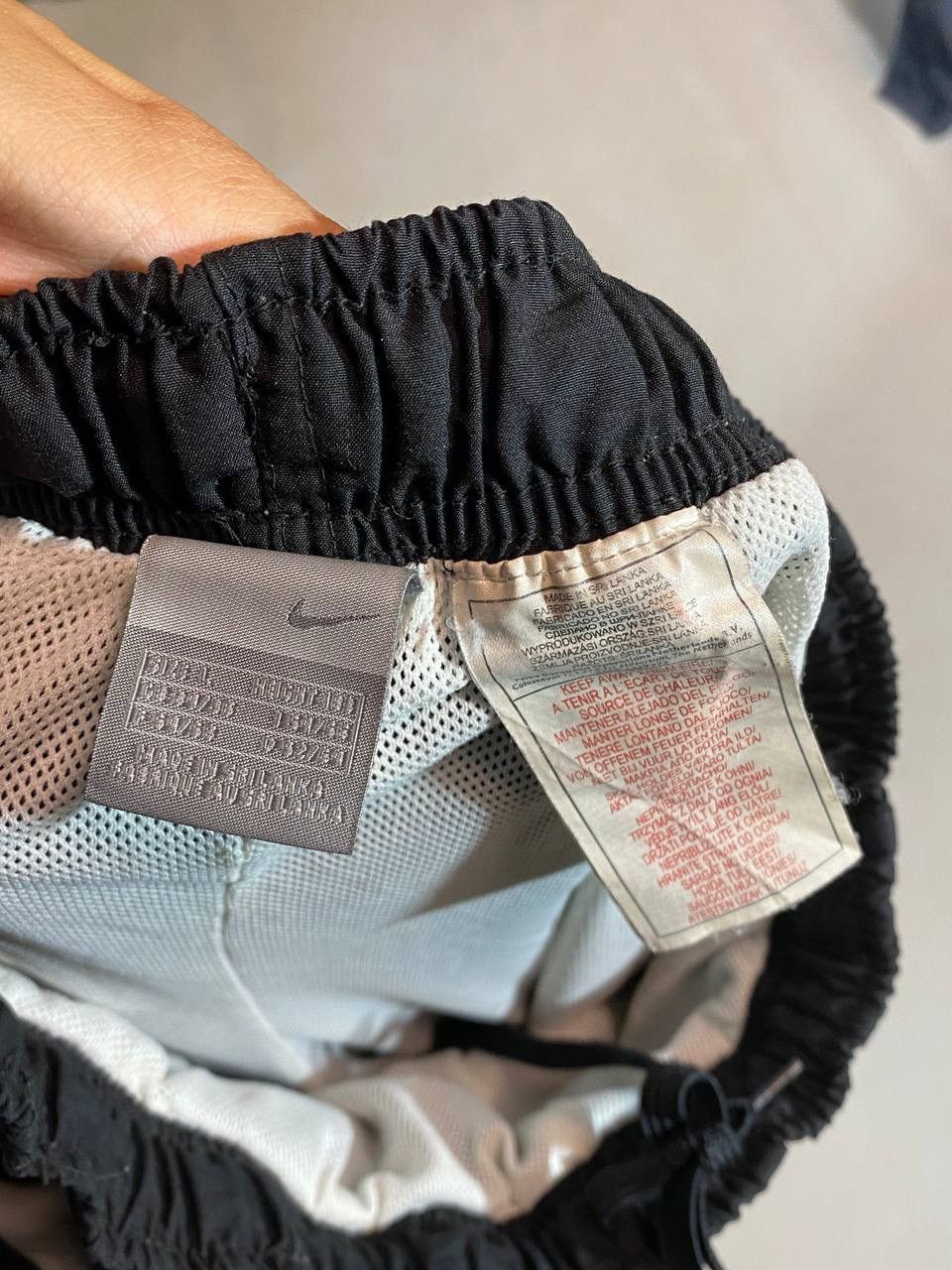 Nike Nike Track Pants Vintage Navy Nylon Y2K Parachute Size US 34 / EU 50 - 9 Thumbnail