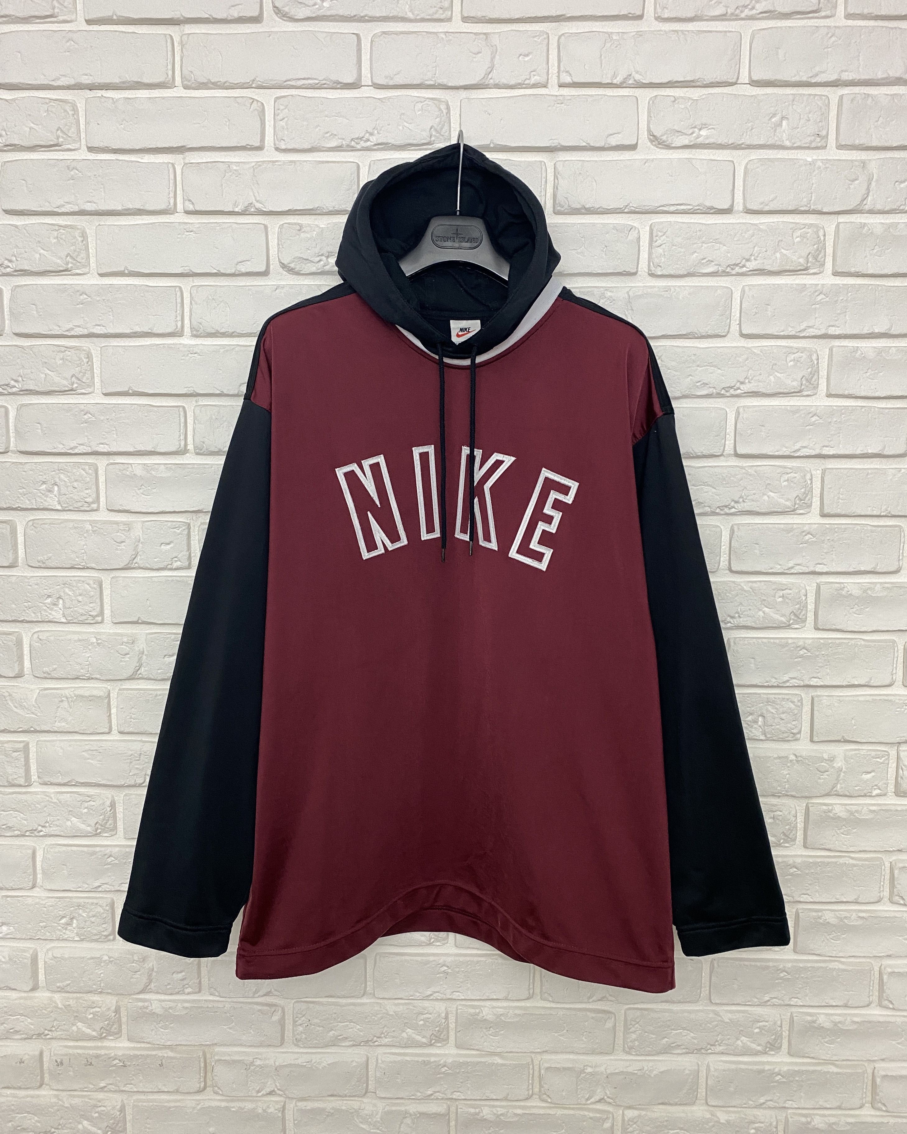 Vintage Vintage Men's Nike Hoodie Center Logo Burgundy Black Size L Size US L / EU 52-54 / 3 - 1 Thumbnail