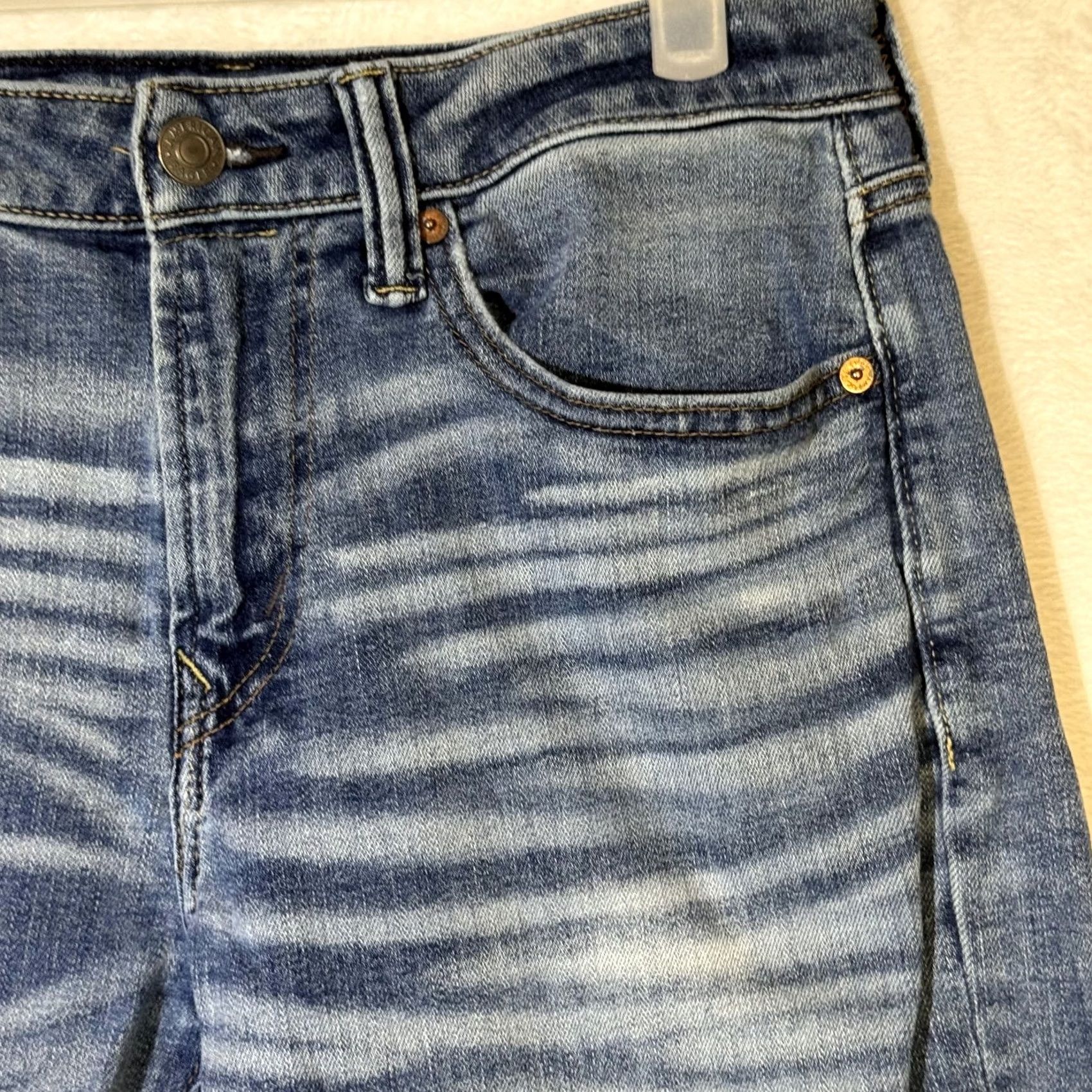American Eagle Outfitters American Eagle Outfitters Jeans Women Whiskered Stretch 29 X 30 Blue Denim Skinny Leg, Regular, Medium Wash, 5-Pocket, Button Zip, Excellent Size 29" - 5 Thumbnail