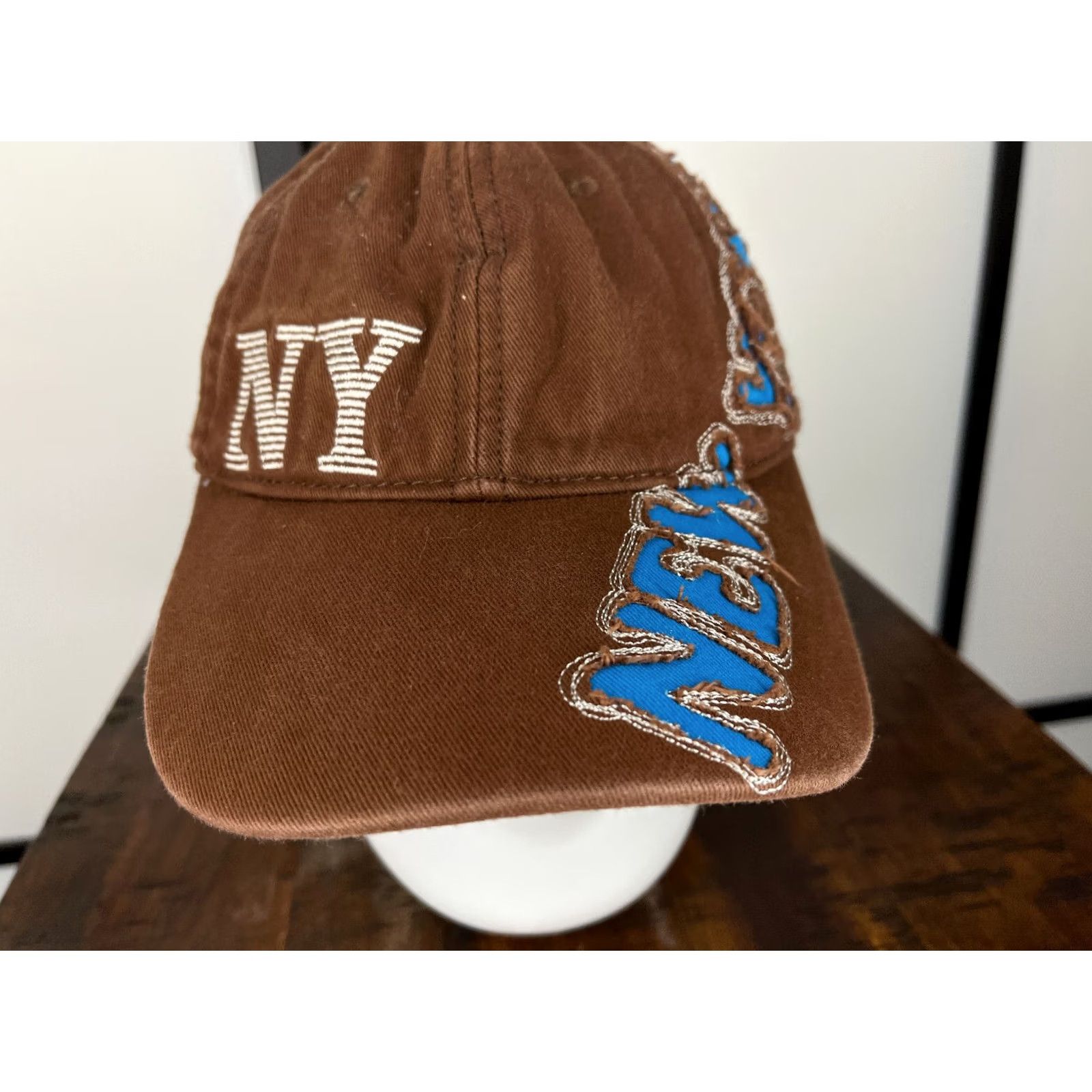Vintage Robin Ruth New York Hat Cap Strap Back One Size Adult Brown 100% Cotton Twill Embroidered Baseball Cap Size ONE SIZE - 3 Thumbnail