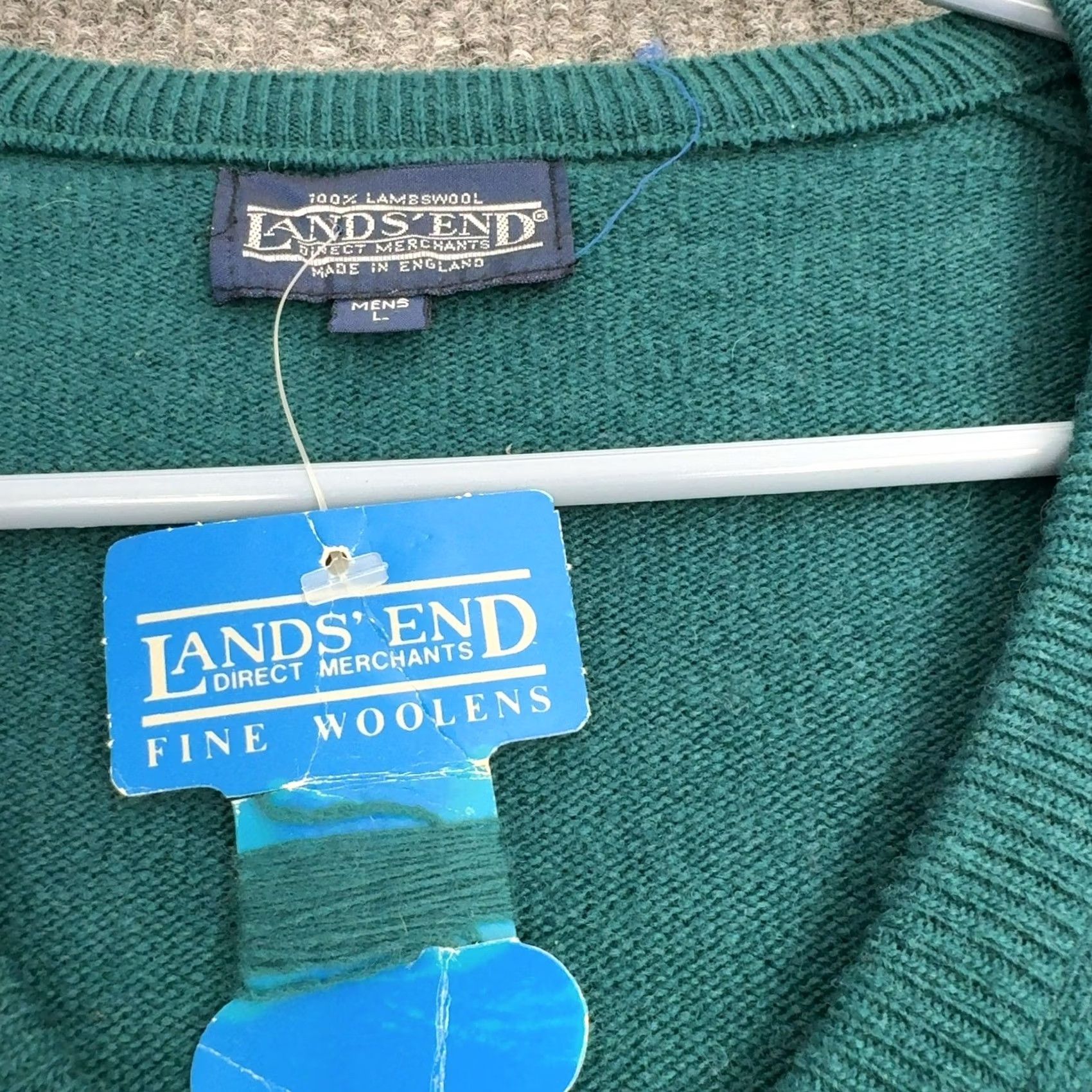 Lands' End VINTAGE Lands End Sweater Mens L Green Lambswool V Neck Pullover Classic Preppy Size US L / EU 52-54 / 3 - 3 Thumbnail