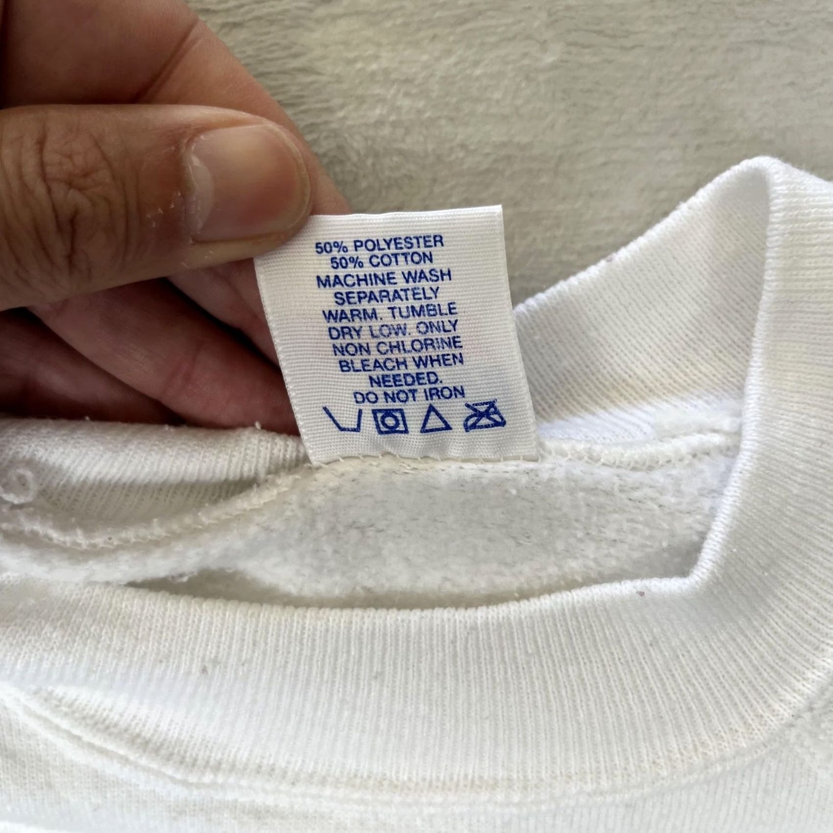 Vintage VINTAGE Ultra Sweats Sweatshirt White Blank Raglan Mens Large Crewneck USA Made Size US L / EU 52-54 / 3 - 5 Thumbnail