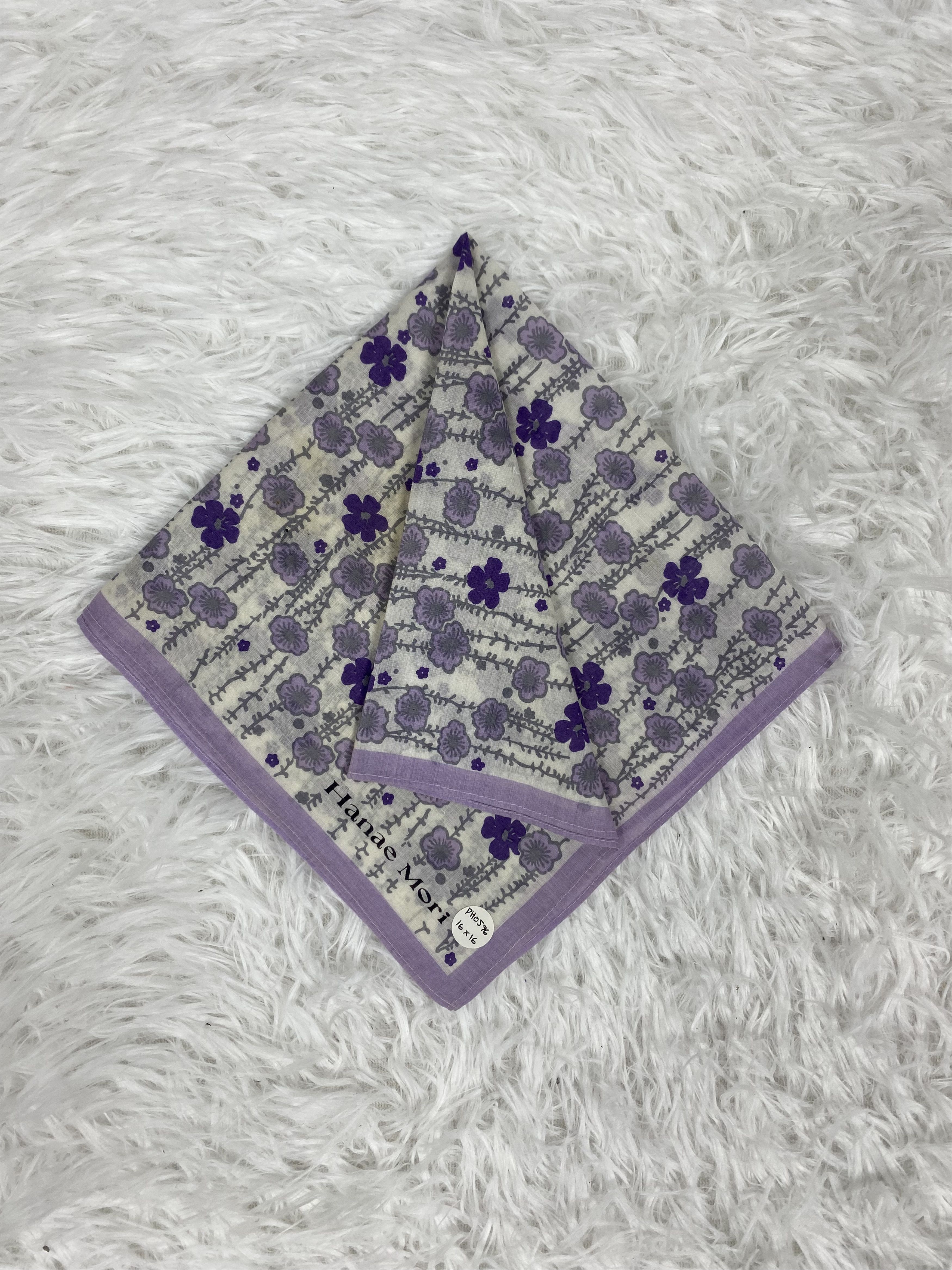 Hanae Mori Vintage Hanae Mori Handkerchief Neckerchief PH0576 Size ONE SIZE - 1 Thumbnail