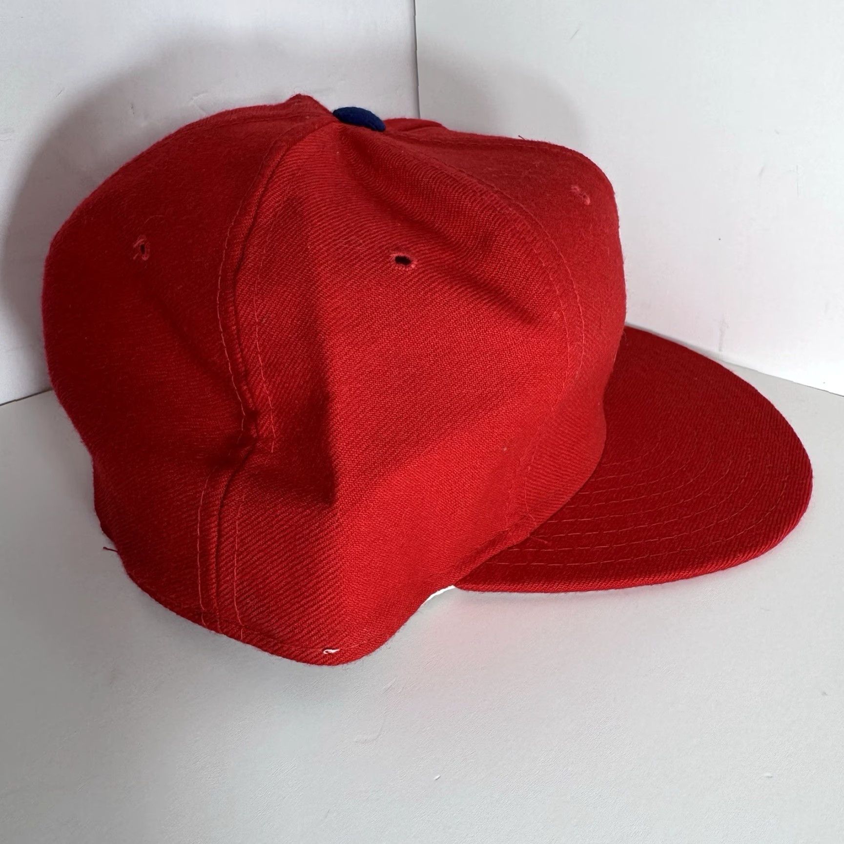 New Era VINTAGE New Era Wool Philadelphia Phillies 7 5/8 Diamond Collection Red USA Made Hat Adults Unisex Phillies 90s Baseball Cap Size ONE SIZE - 4 Thumbnail