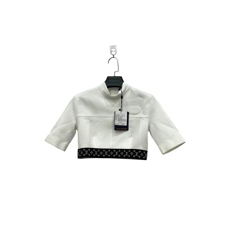 Louis Vuitton Louis Vuitton Logo Stand Collar T-Shirt Size US XS / EU 42 / 0 - 1 Thumbnail