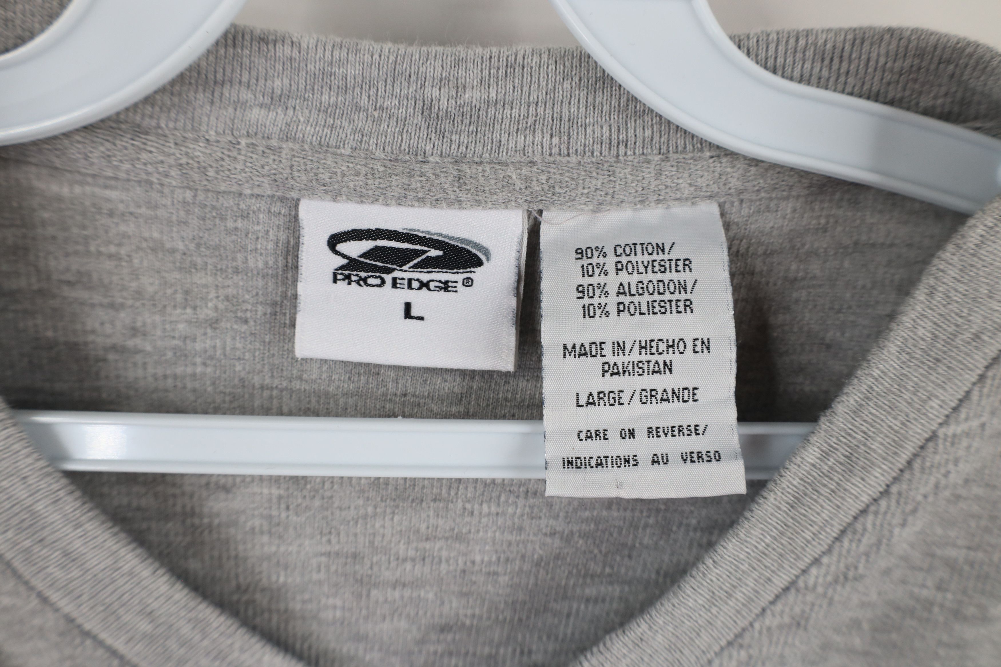 Vintage Vintage 90s University of Kentucky V-Neck T-Shirt Gray Size US L / EU 52-54 / 3 - 5 Thumbnail
