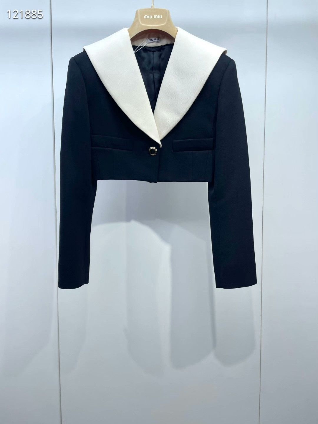 Miu Miu Miu Miu Black White Lapel Short Coat Size XS / US 0-2 / IT 36-38 - 1 Thumbnail