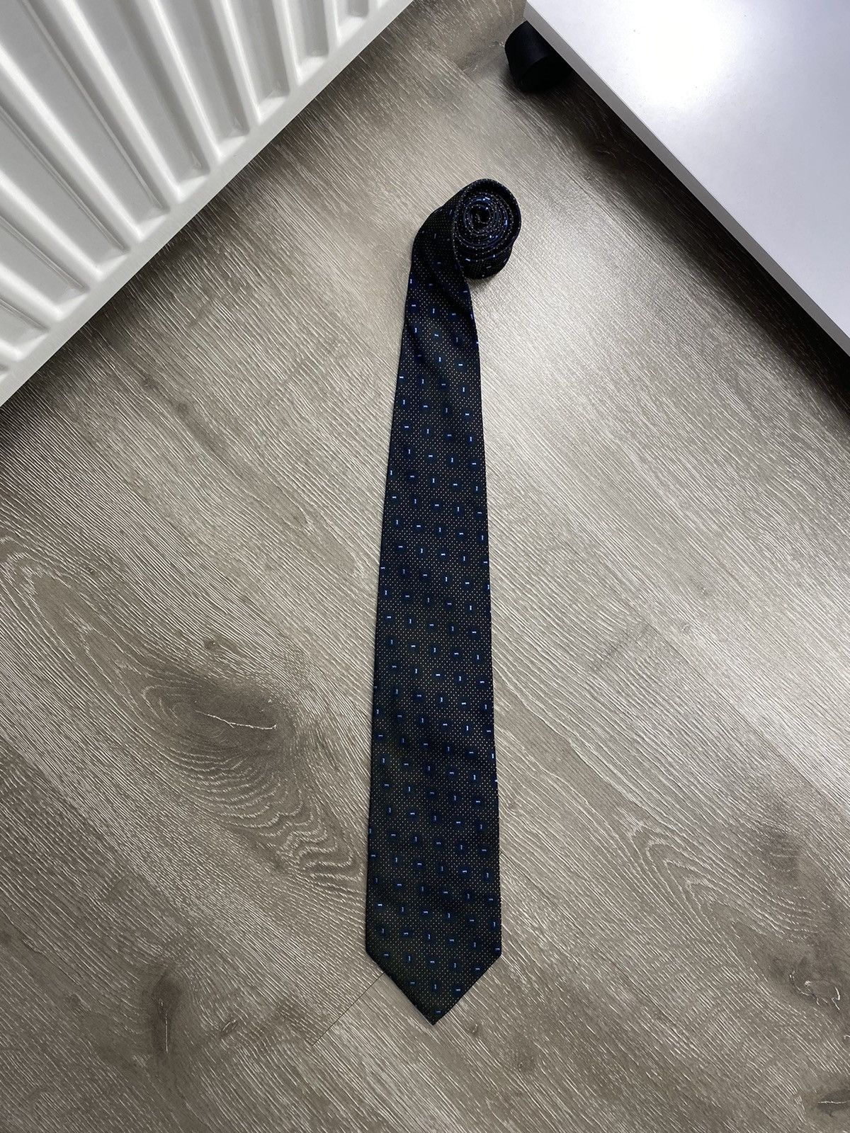 yves saint laurent tie vintage