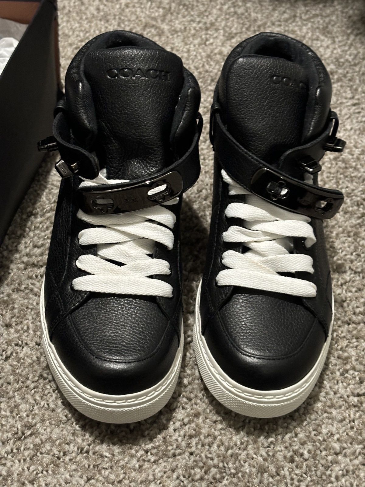 Coach Pebble leather Coach mid top shoes Size US 7.5 / EU 40-41 - 5 Thumbnail