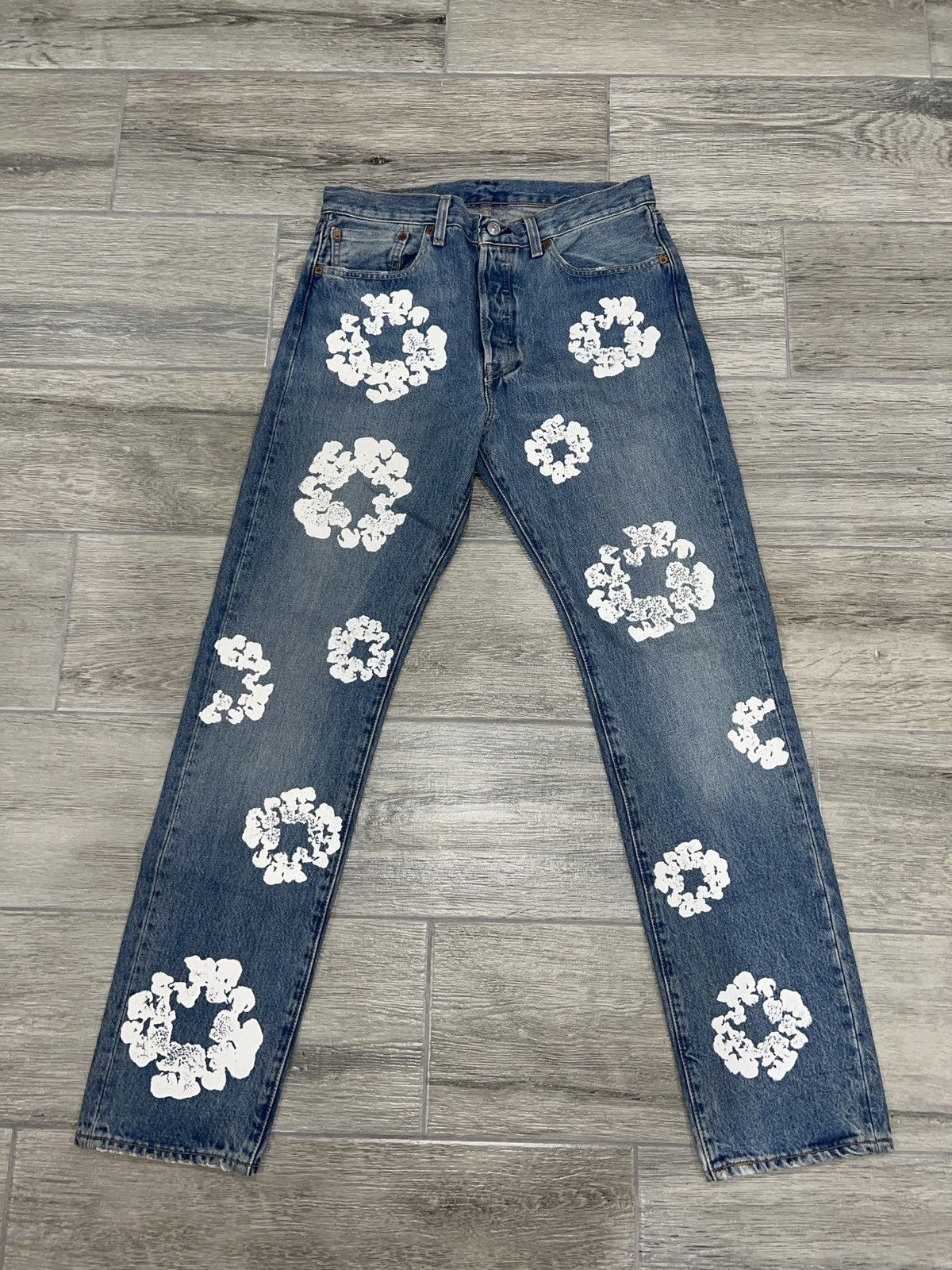 DENIM TEARS × Levi's Denim Tears x Levi's Cotton Wreath Jean Size US 31 - 1 Thumbnail