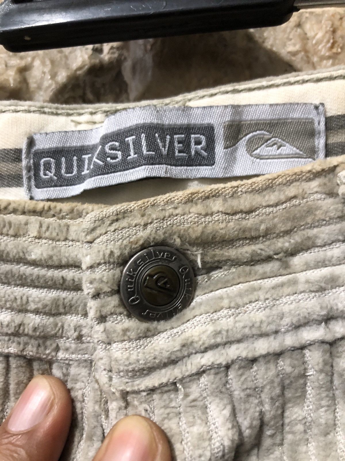Quiksilver Vintage Quiksilver Corduroy Shorts Size US 30 / EU 46 - 3 Thumbnail