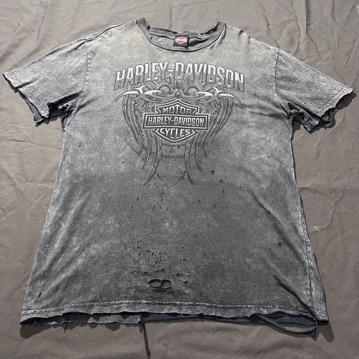 Vintage Vintage Y2K Harley Davidson Logo Distressed Thrashed Faded Size US L / EU 52-54 / 3 - 12 Thumbnail