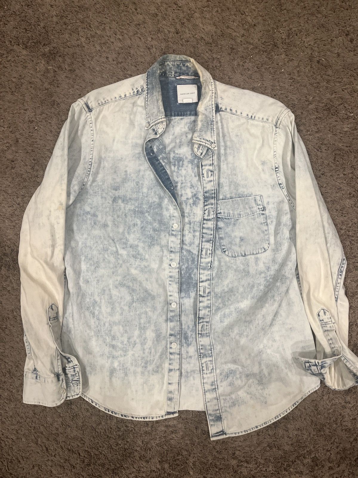 American Eagle Outfitters American Eagle Acid Wash Faded Denim Button Up Size US M / EU 48-50 / 2 - 1 Thumbnail