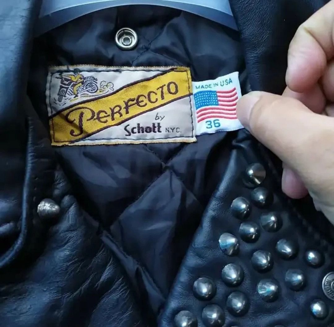 Genuine Leather SCHOTT PERFECTO 618 LEATHER RAMONES STUDDED JACKET Size US S / EU 44-46 / 1 - 2 Thumbnail