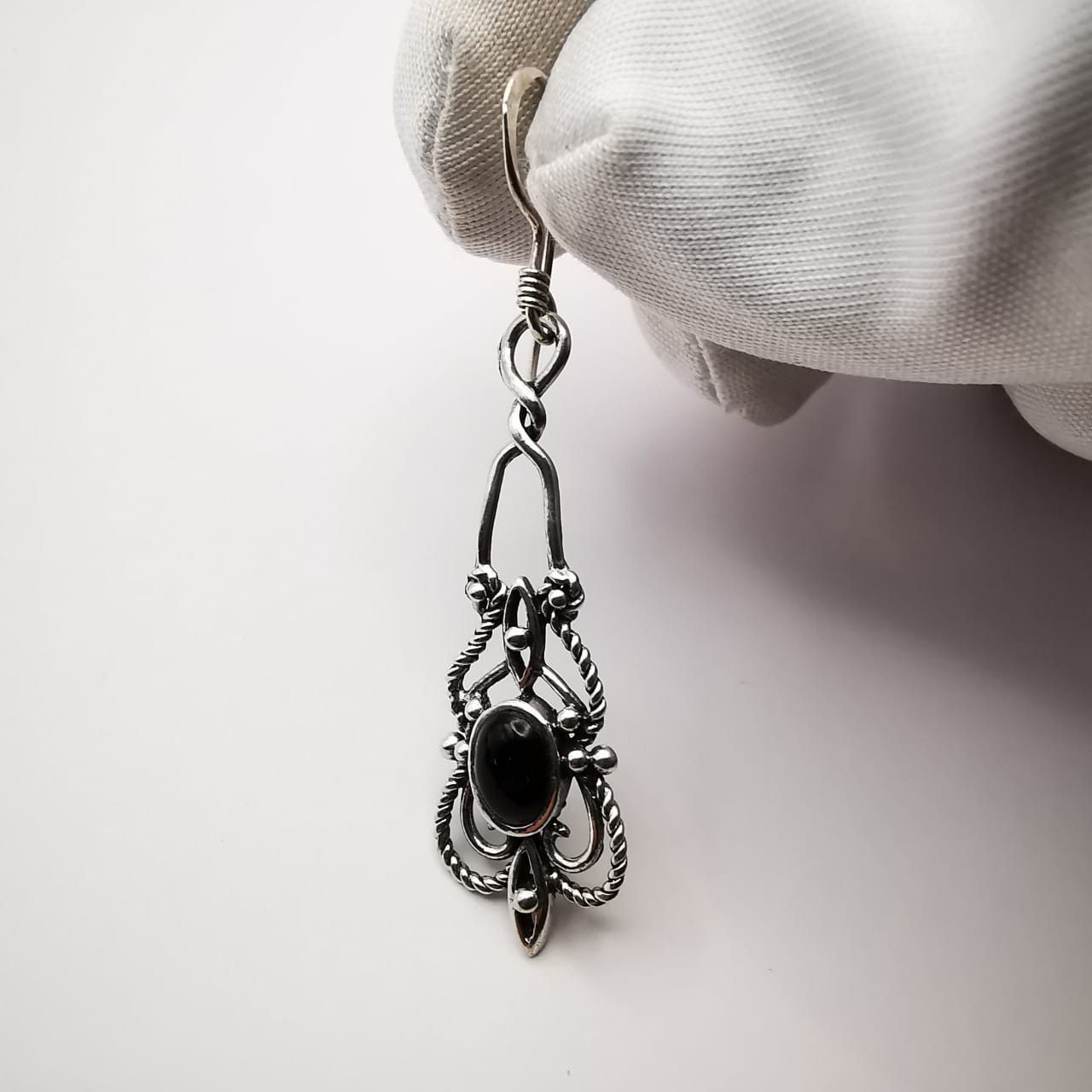 Vintage Vintage Women's Earrings 925 Sterling Silver, Jewelry, Onyx Size ONE SIZE - 4 Thumbnail