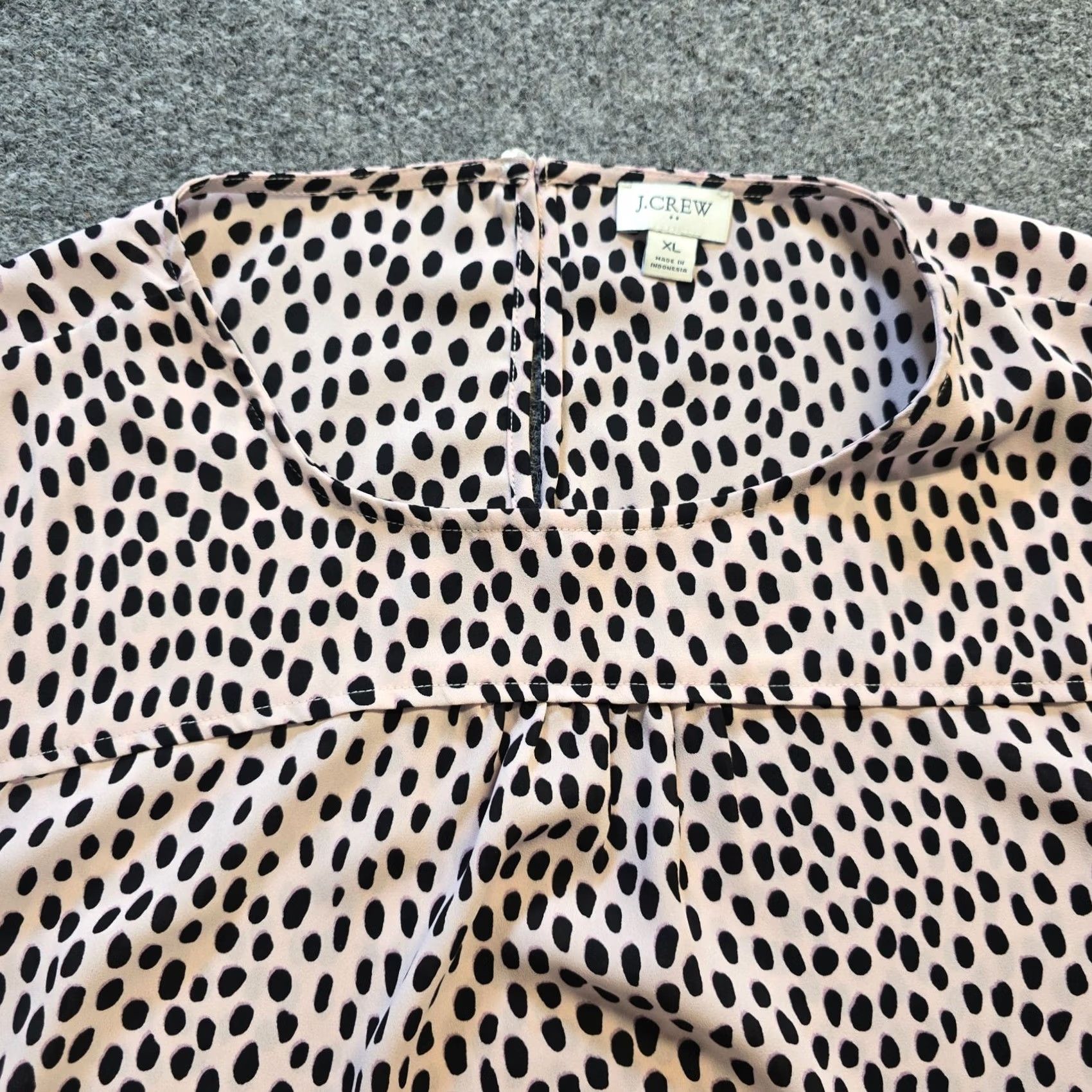 J.Crew J.CREW Blouse Womens XL Pink Black Dotted Long Sleeve Round Neck Career Casual Shirt Size XL / US 12-14 / IT 48-50 - 2 Thumbnail