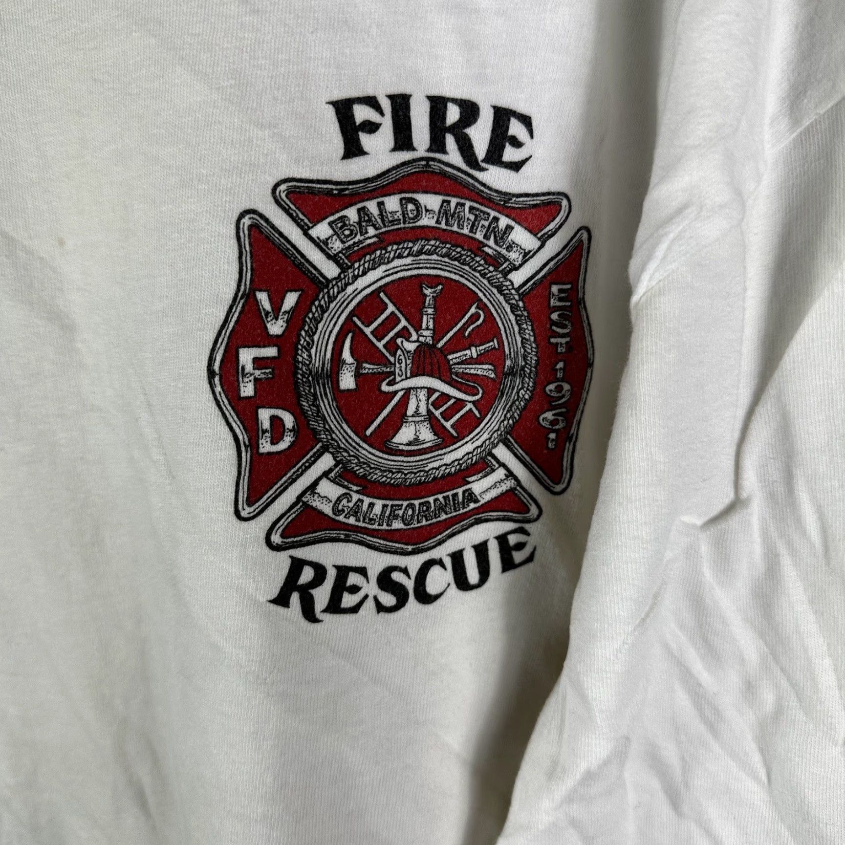 Vintage VINTAGE Bald Mountain Volunteer Fire Department T-shirt XL Firefighting 90s Mens Size US XL / EU 56 / 4 - 2 Thumbnail
