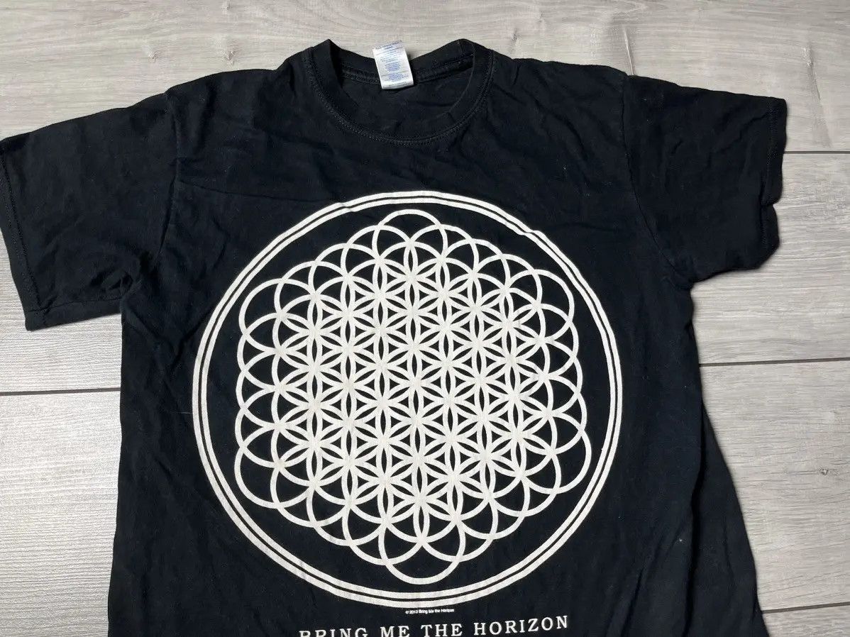 Band Tees Bring me the horizon Tshirt rock band size Medium Size US M / EU 48-50 / 2 - 3 Thumbnail