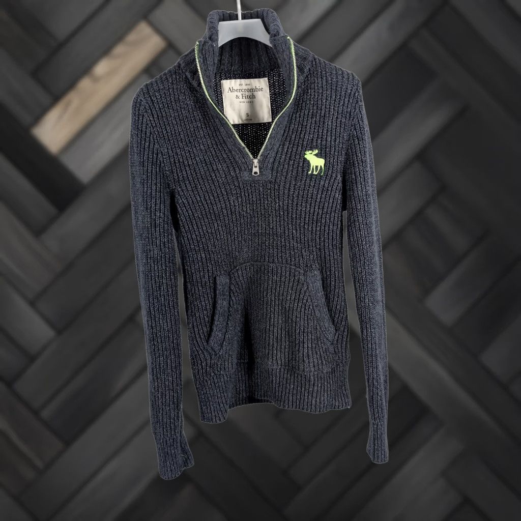 Abercrombie & Fitch VINTAGE Abercrombie & Fitch Quarter Zip Sweater Charcoal Grey Neon Green S Moose Pocket Womens Sweater Long Sleeve Pullover Size S / US 4 / IT 40 - 1 Thumbnail