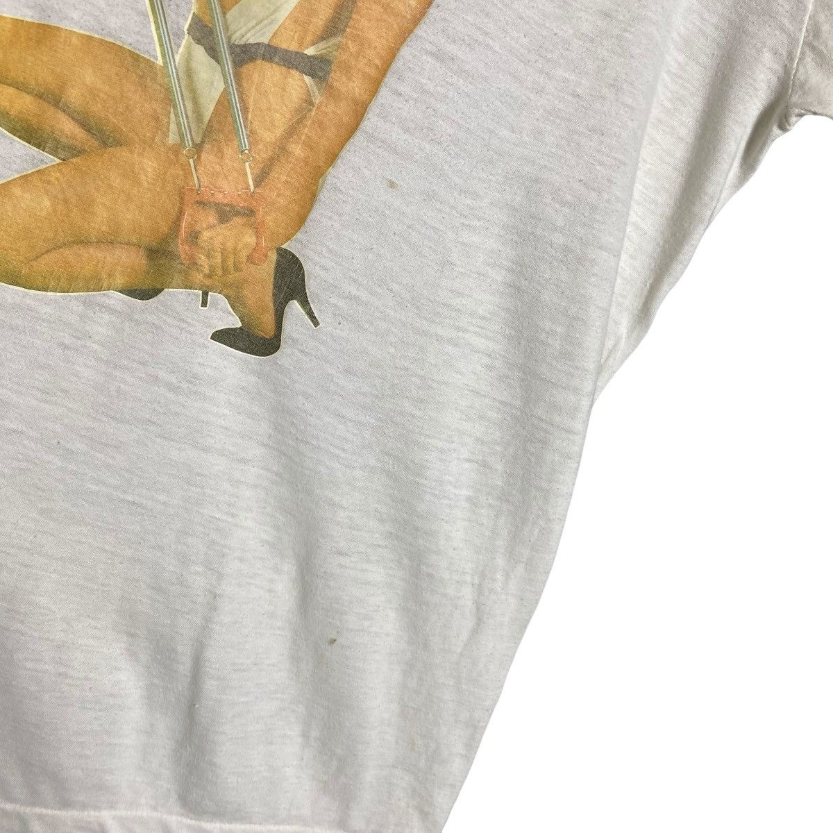 Vintage Vintage 80s Samantha Fox X Movie Graphic T-Shirt / Band Tee Size US L / EU 52-54 / 3 - 6 Thumbnail