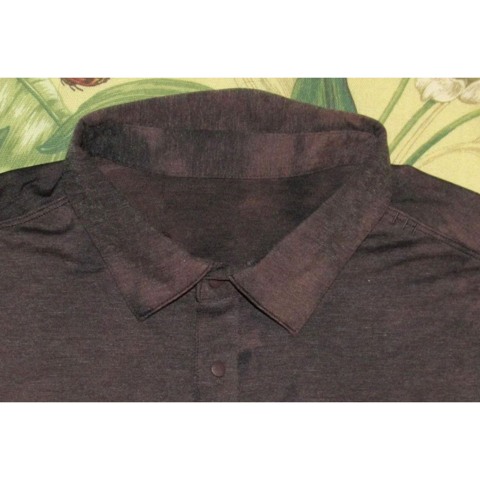 Lululemon LULULEMON Grey Printed Short Sleeve Polo Shirt Small Mens Shirt XS/SS? Size US S / EU 44-46 / 1 - 2 Thumbnail