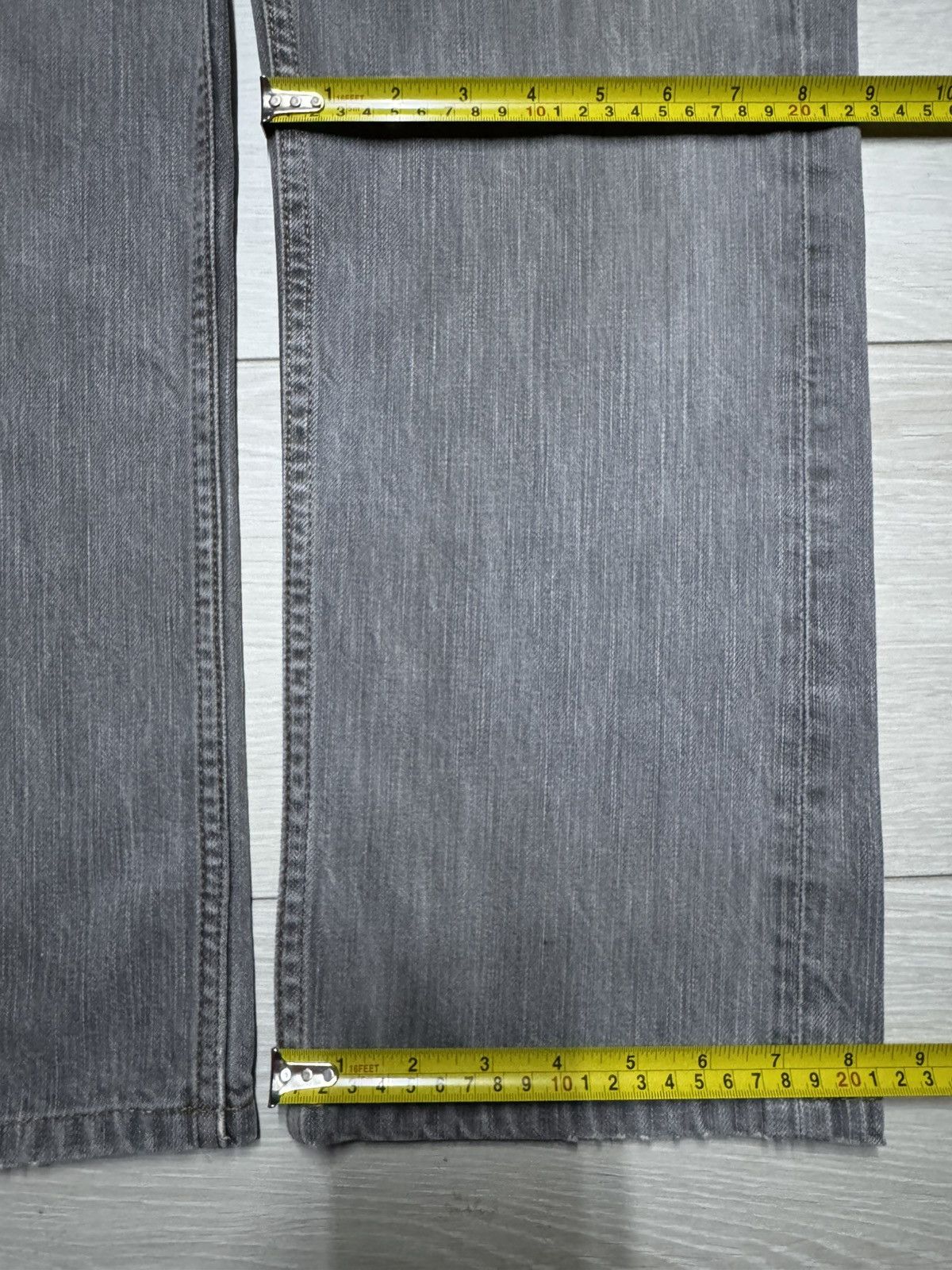 Uniqlo Uniqlo UJ Grey Denim Loose Straight Jeans Size US 32 / EU 48 - 14 Thumbnail