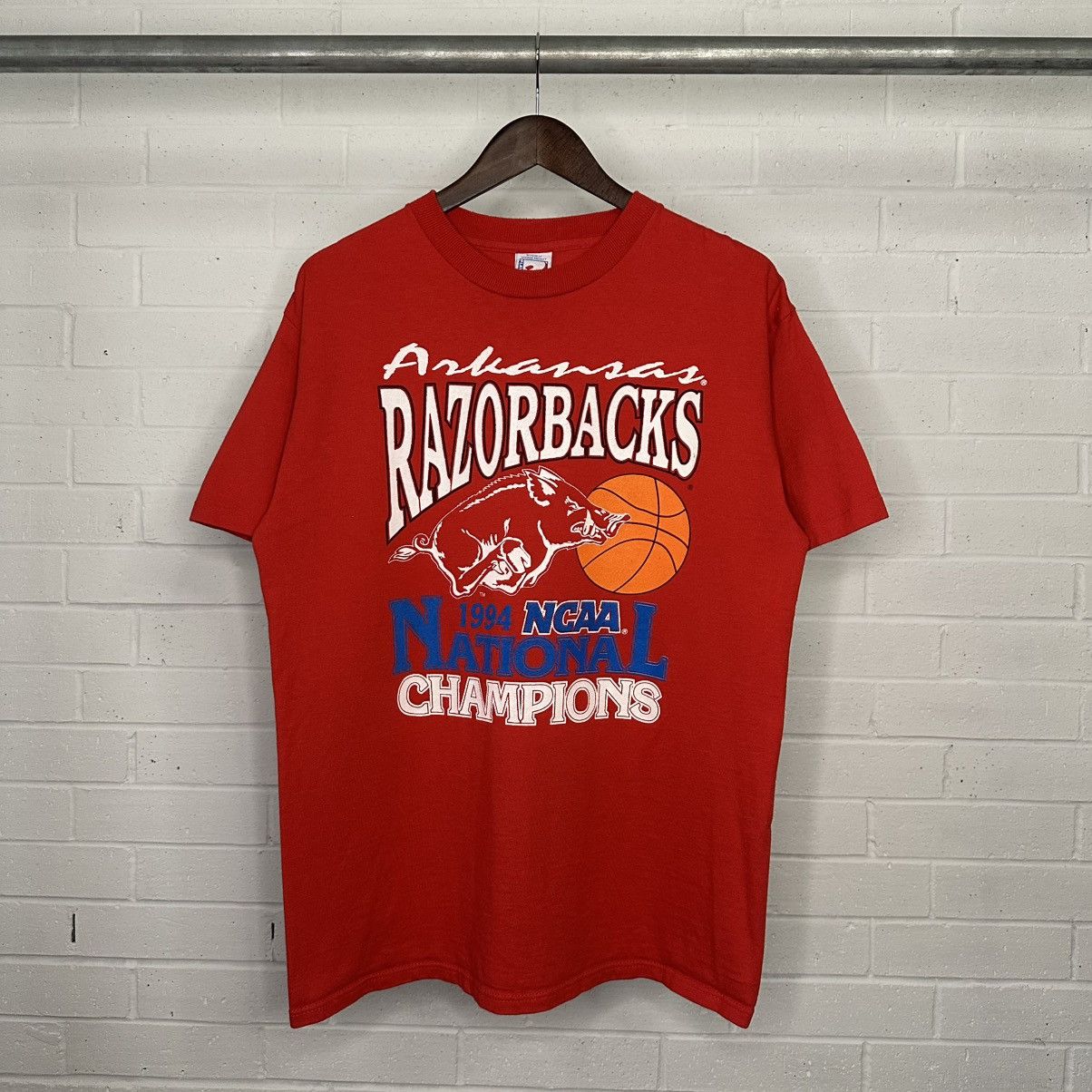 Vintage Arkansas Razorbacks 1994 Championship T-Shirt Size US L / EU 52-54 / 3 - 1 Thumbnail
