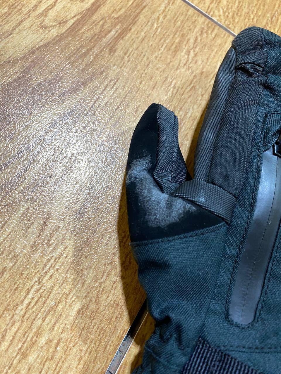 Dakine Gloves black Dakine x GORE-TEX vintage sportwear Y2K Size ONE SIZE - 8 Thumbnail