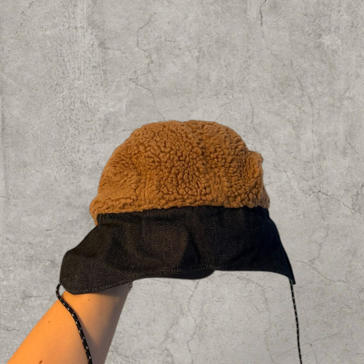 Japanese Brand Ear flap trapper Russian winter hat in brown. One size Size ONE SIZE - 3 Thumbnail