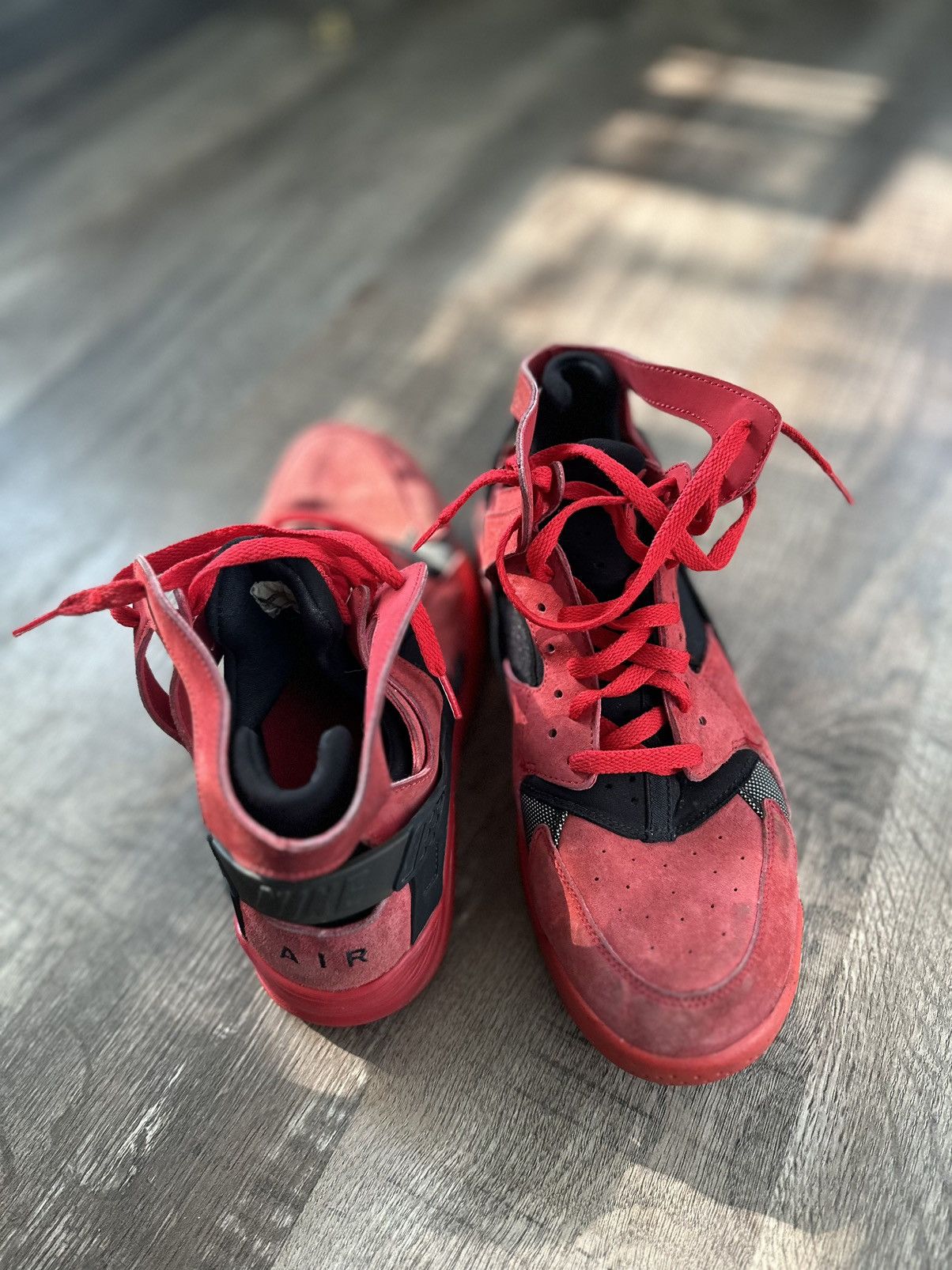 Nike Air Flight Huarache University Red Black 2014