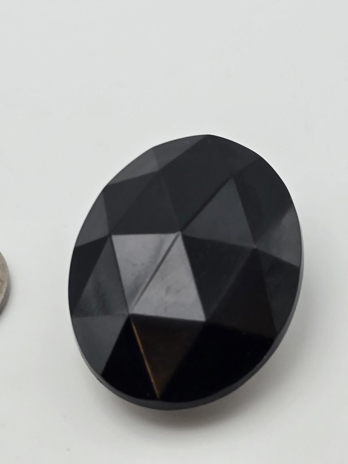 Other Vintage Les Bernard Oval Black Faceted Lucite Clip Earrings Size ONE SIZE - 4 Thumbnail