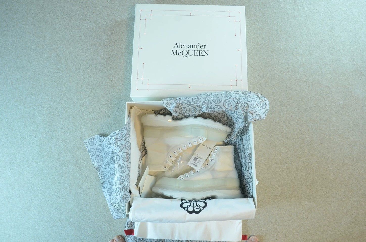 Alexander McQueen Alexander McQueen Tread Slick platform casual boot 41.5 Size US 8.5 / EU 41-42 - 2 Thumbnail