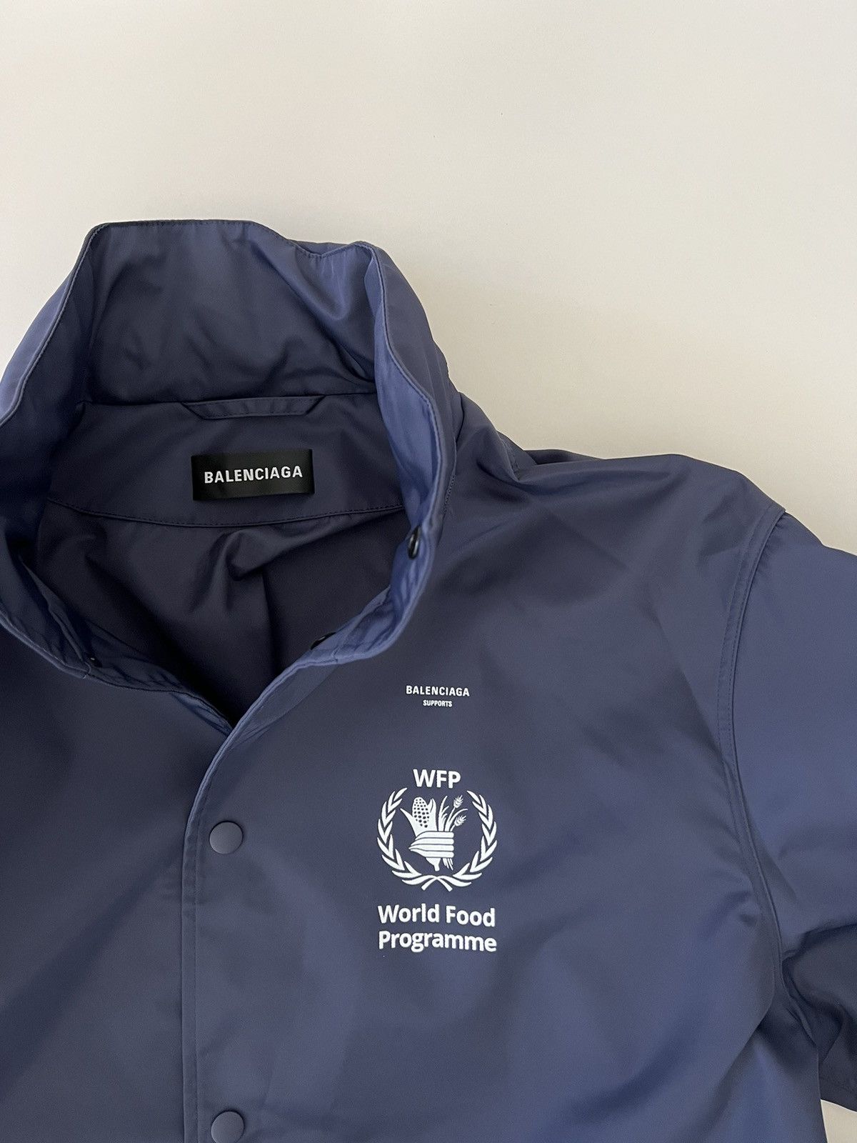 Balenciaga Balenciaga Black World Food Programme Windbreaker Jacket Size US S / EU 44-46 / 1 - 8 Thumbnail