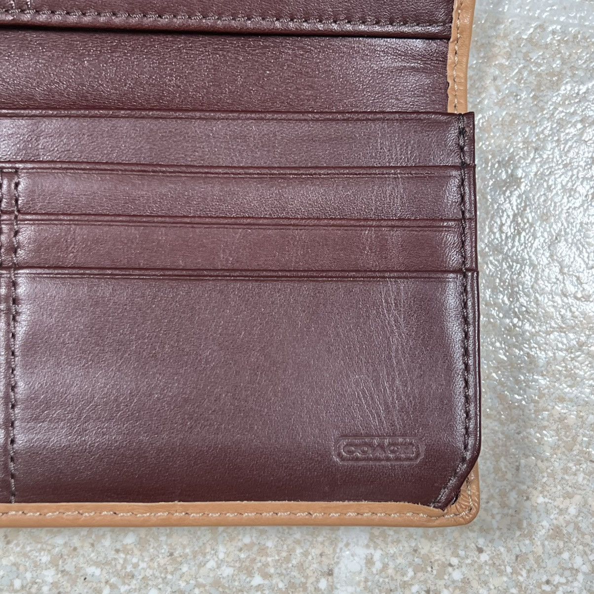 Coach Coach Beige Leather Turnlock Credit Card Bifold Long Wallet Size ONE SIZE - 7 Thumbnail