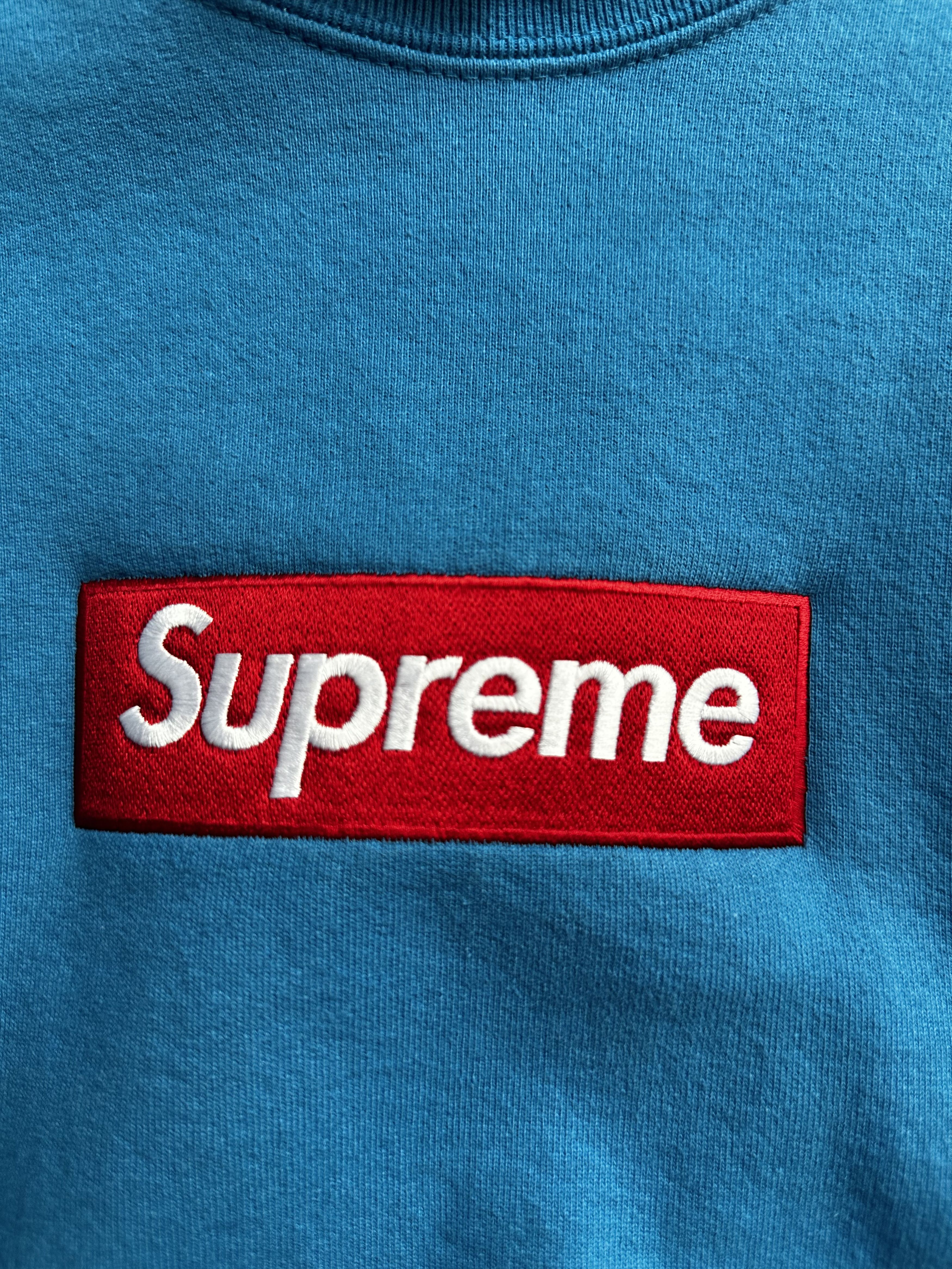 Supreme Supreme FW22 Blue Cyan Box Logo Crewneck Size US M / EU 48-50 / 2 - 3 Thumbnail